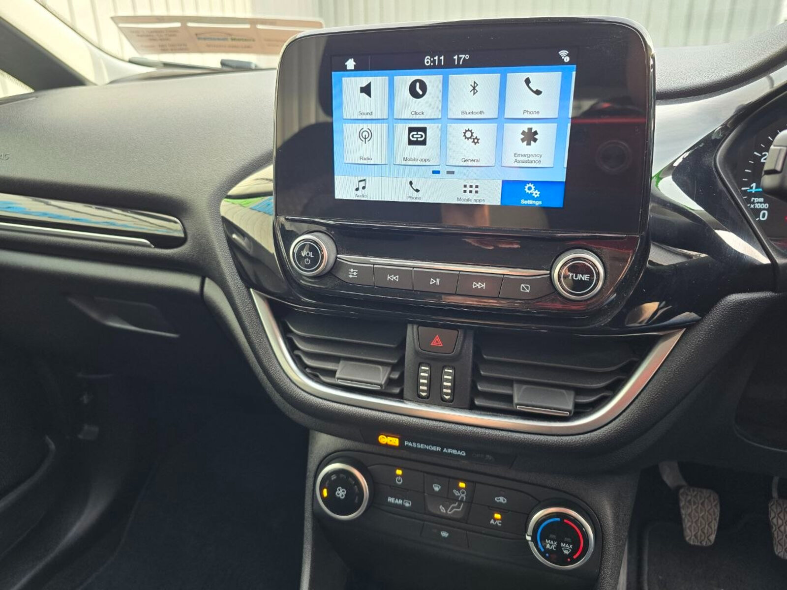 2017 Ford Fiesta 1.1 Petrol ZETEC - Image 14