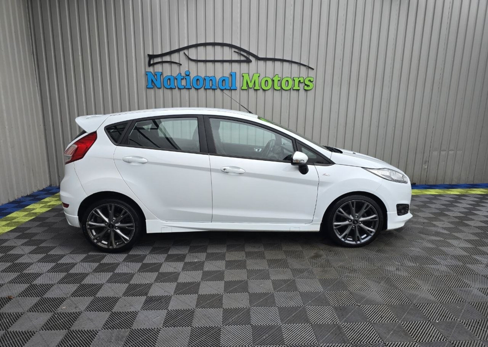 2017 Ford Fiesta ST-LINE 1.0 Petrol - Image 2