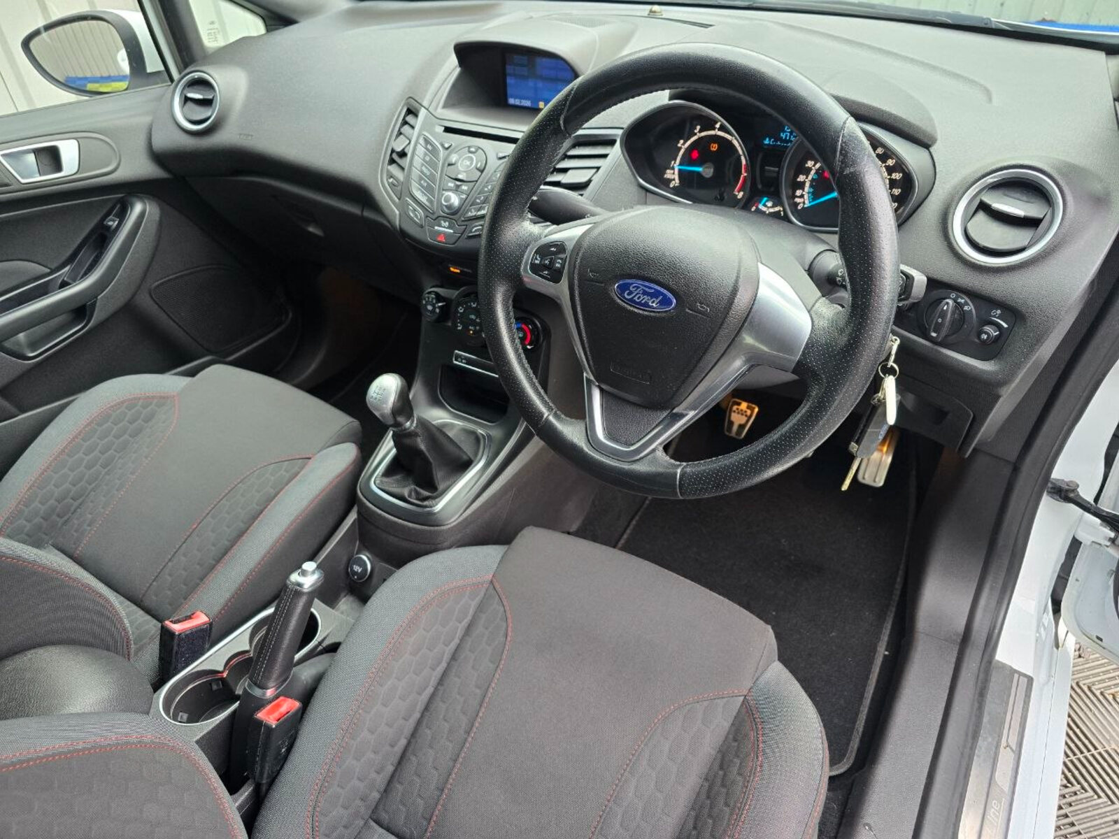 2017 Ford Fiesta ST-LINE 1.0 Petrol - Image 11