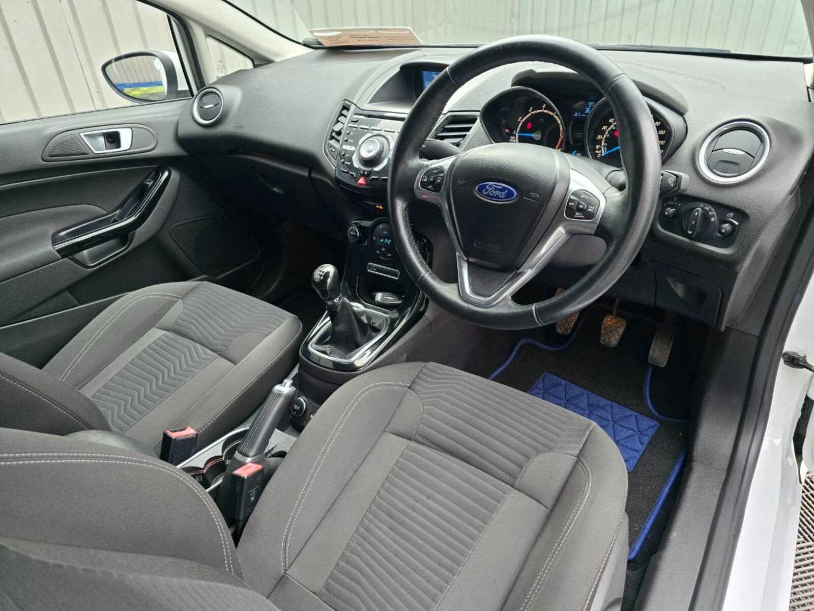 2015 Ford Fiesta TITANIUM 1.0 Petrol - Image 11