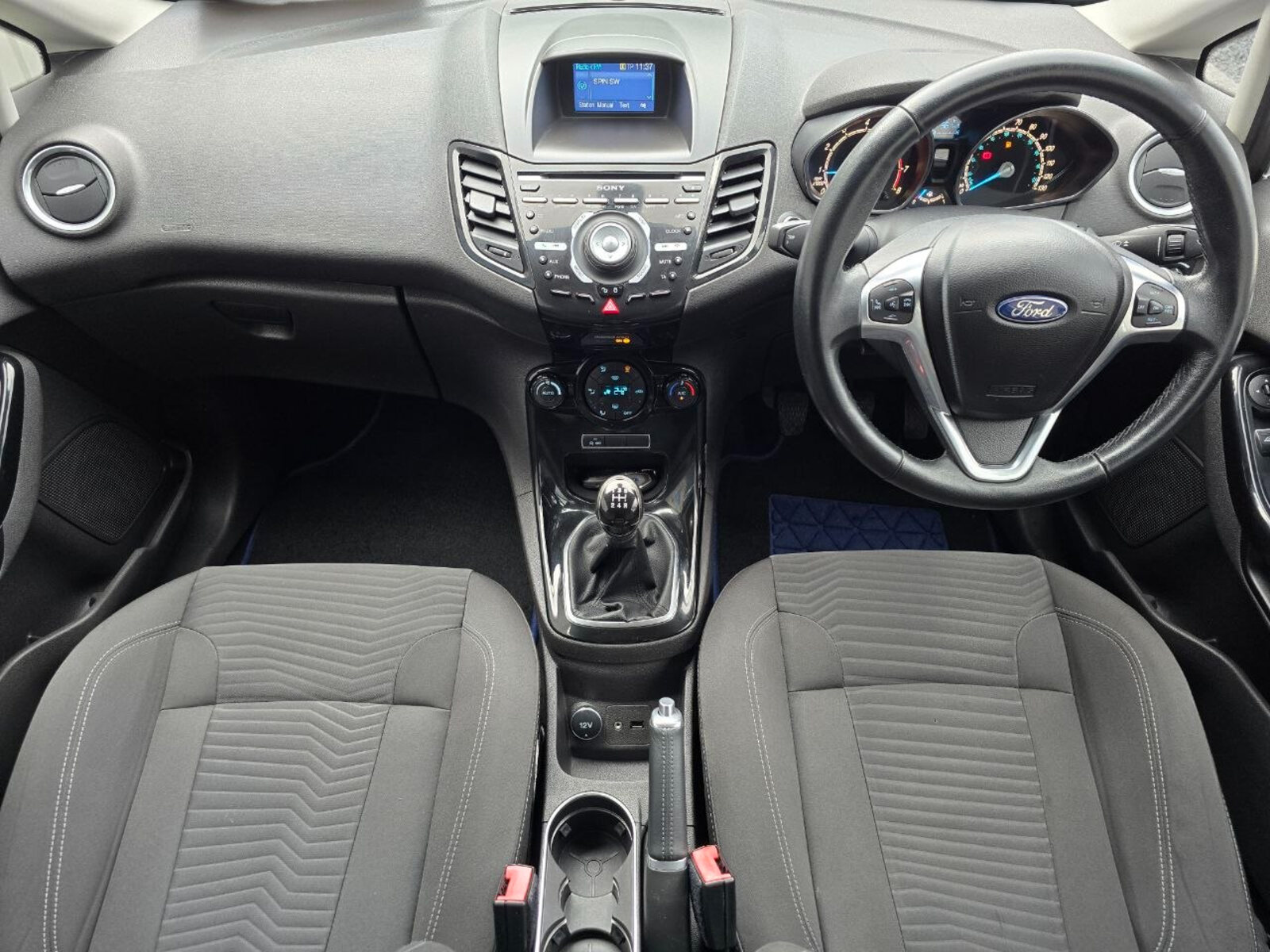 2015 Ford Fiesta TITANIUM 1.0 Petrol - Image 12