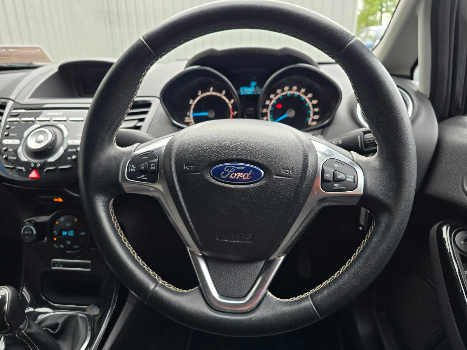 2016 Ford Fiesta TITANIUM 1.0 Petrol - Image 18