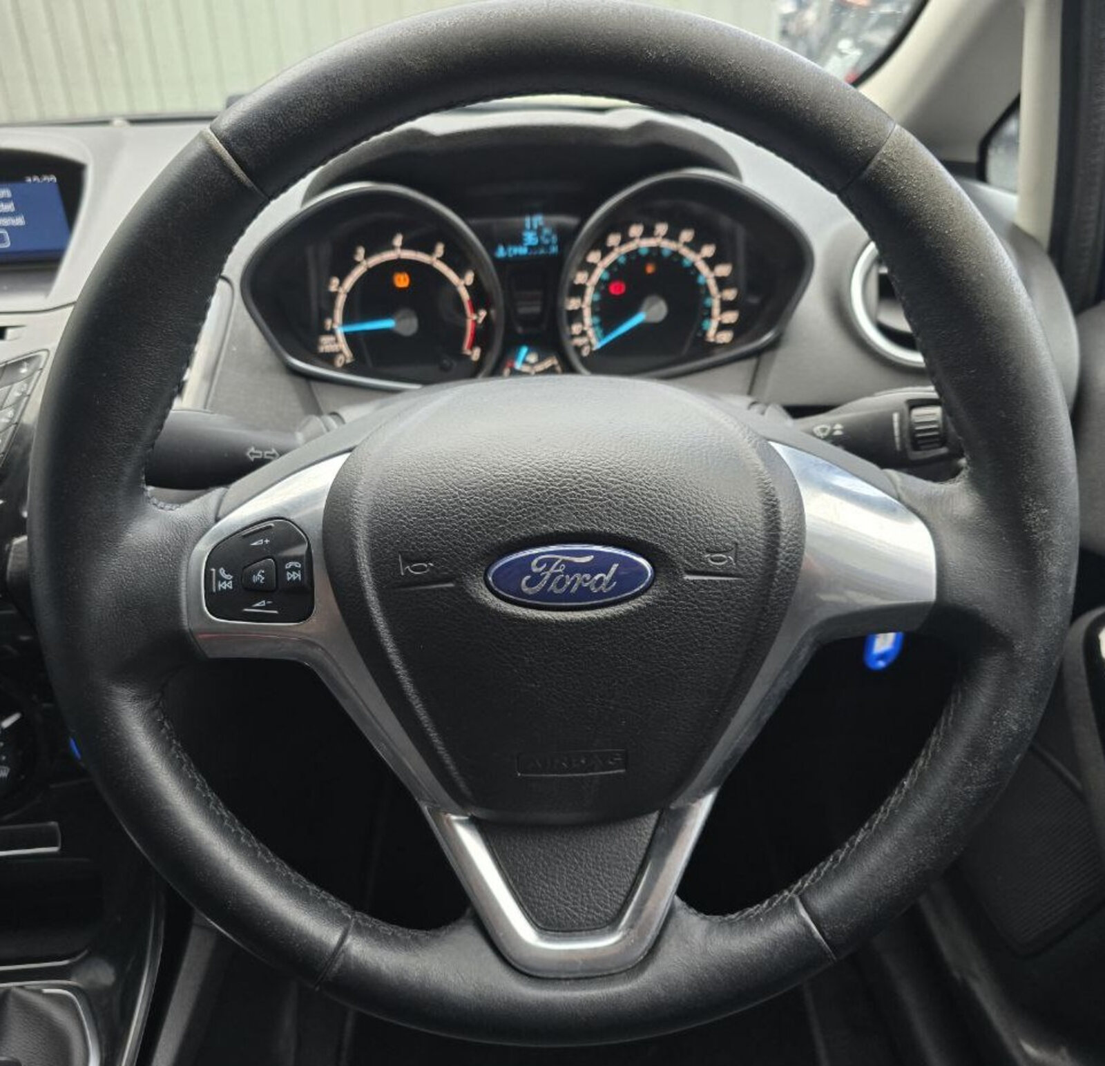 2017 Ford Fiesta 1.0 Petrol ZETEC - Image 15