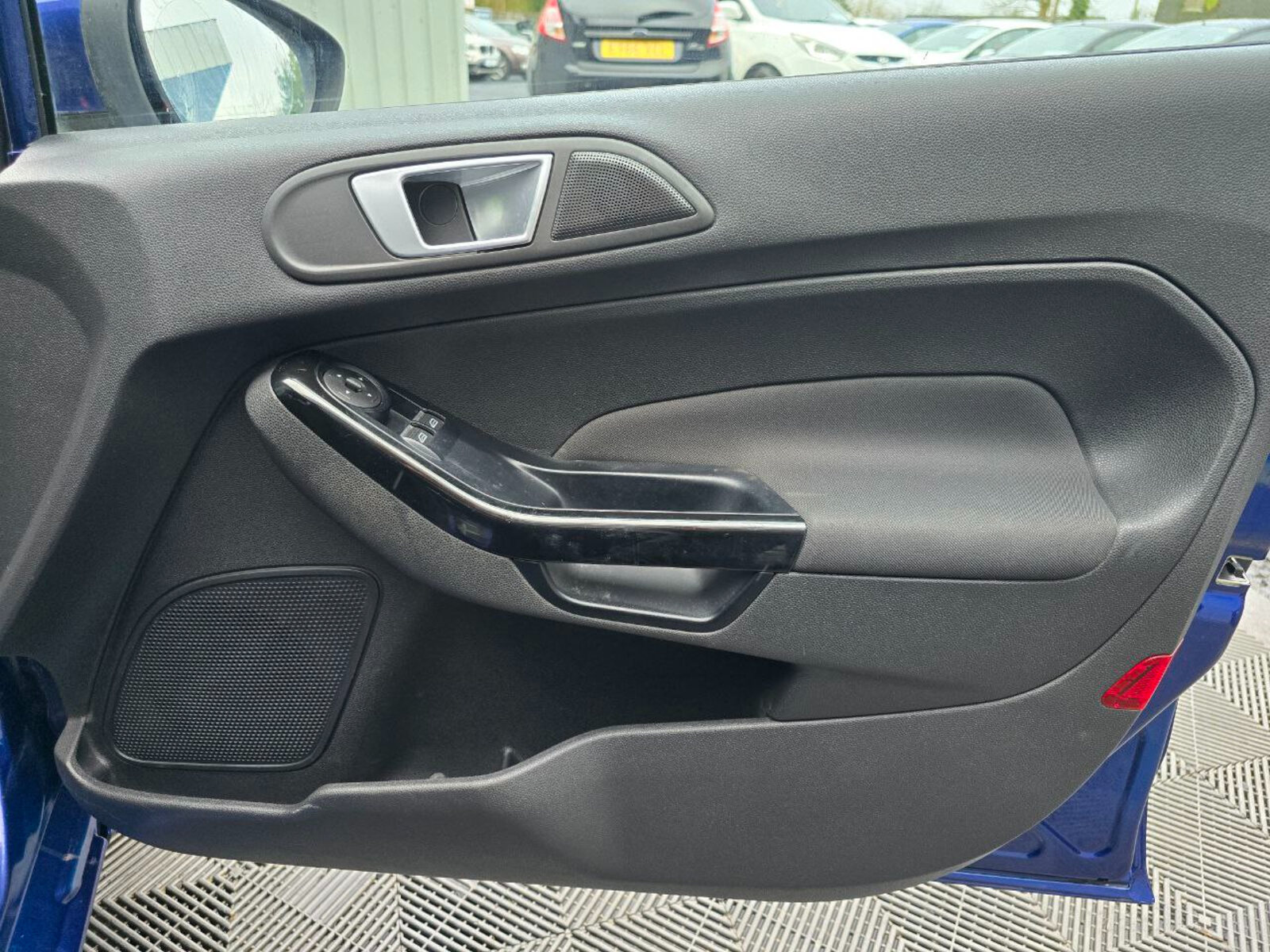 2017 Ford Fiesta 1.0 Petrol ZETEC - Image 17