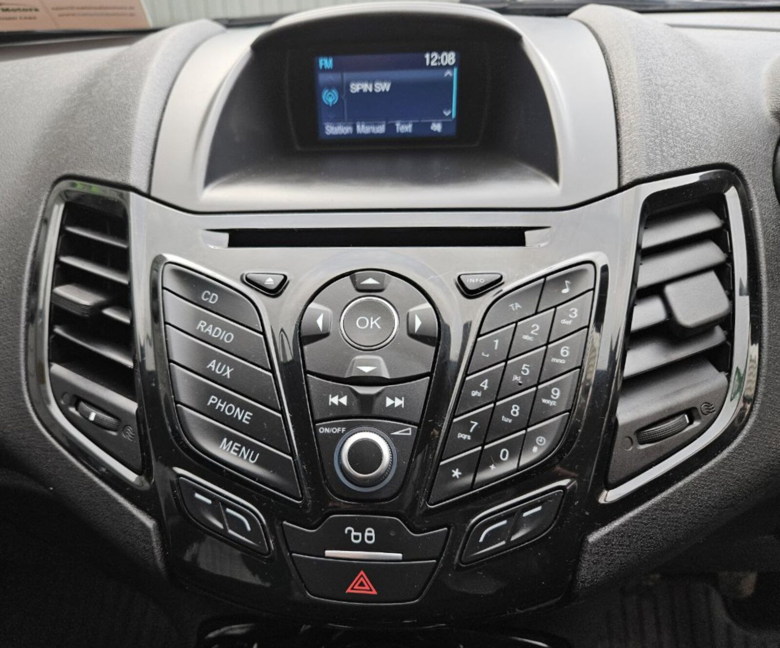 2017  Ford Fiesta 1.0 Petrol ZETEC - Image 15