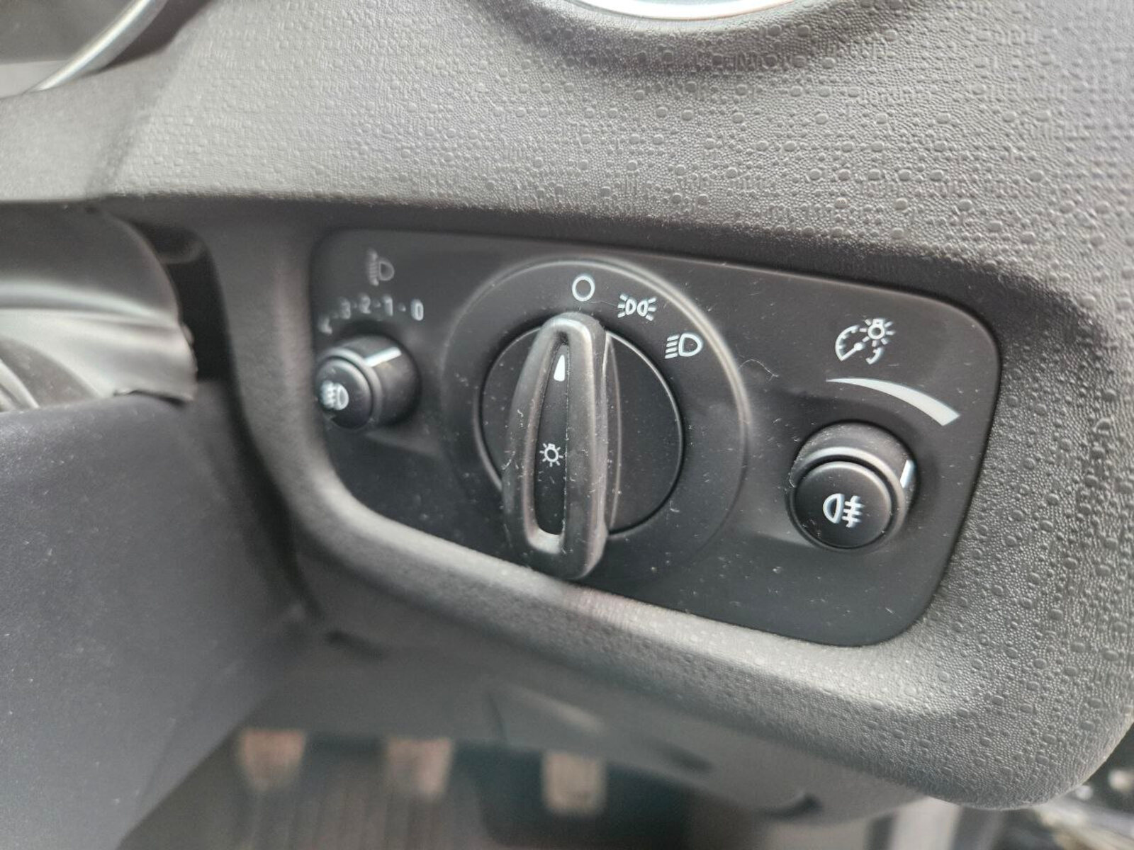 2017  Ford Fiesta 1.0 Petrol ZETEC - Image 16