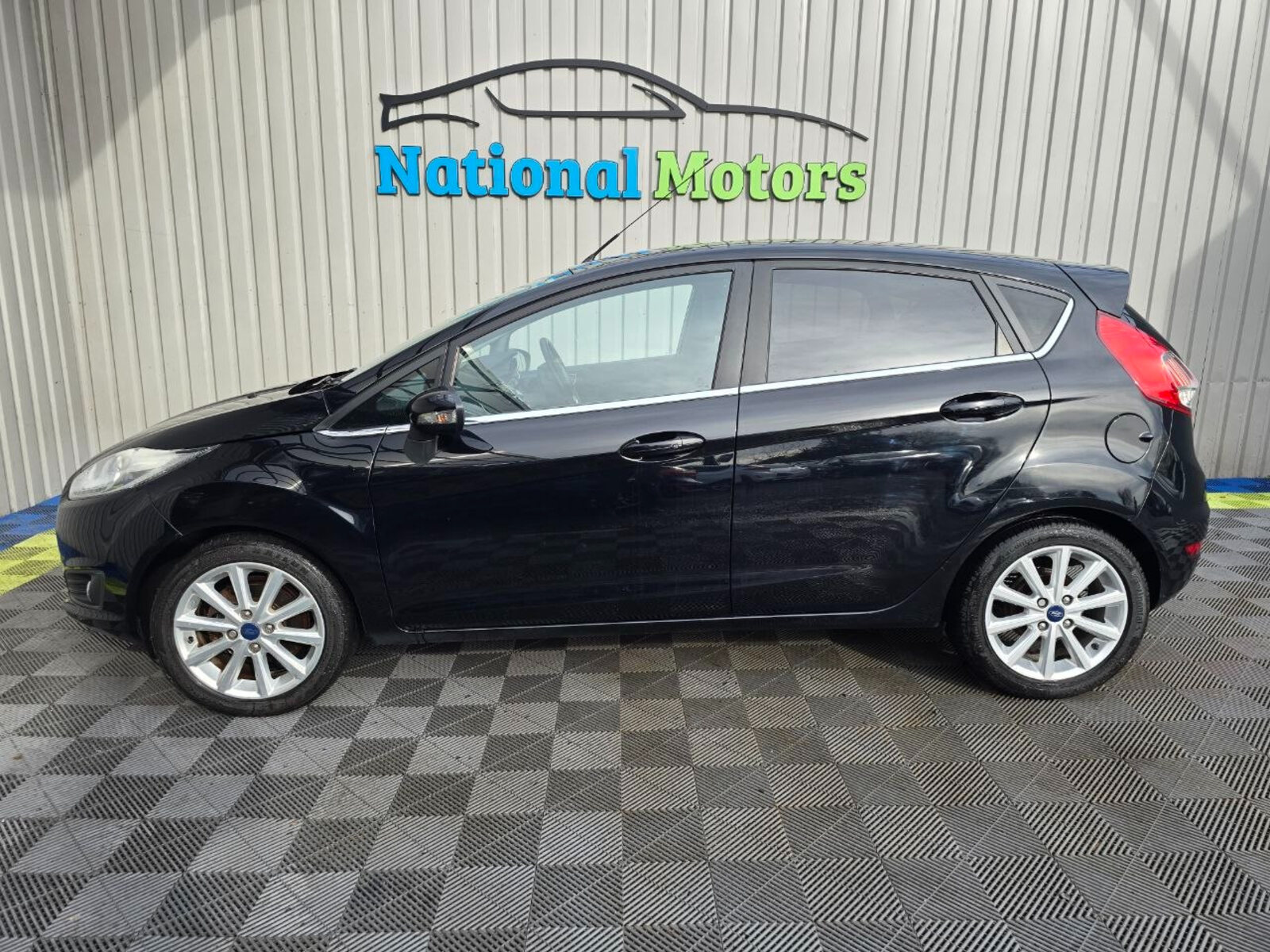 2017 Ford Fiesta TITANIUM 1.0 Petrol - Image 6