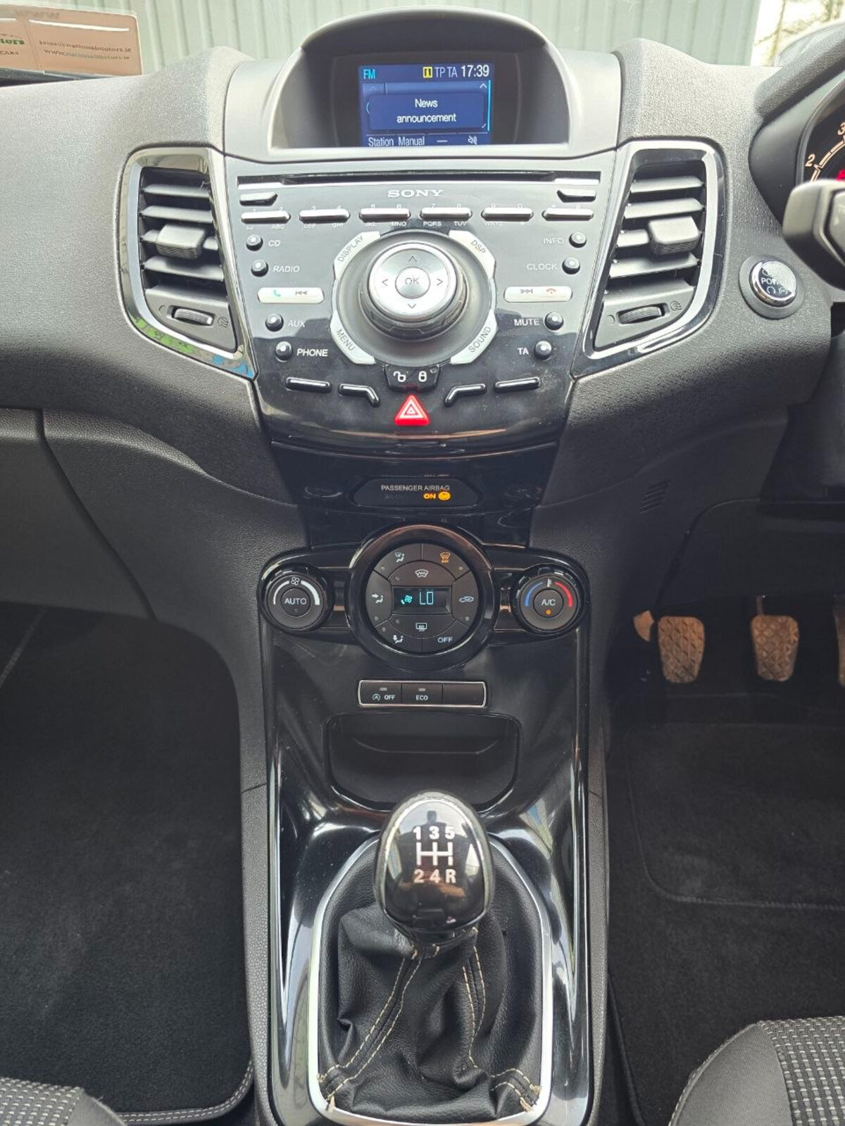 2017 Ford Fiesta TITANIUM 1.0 Petrol - Image 13