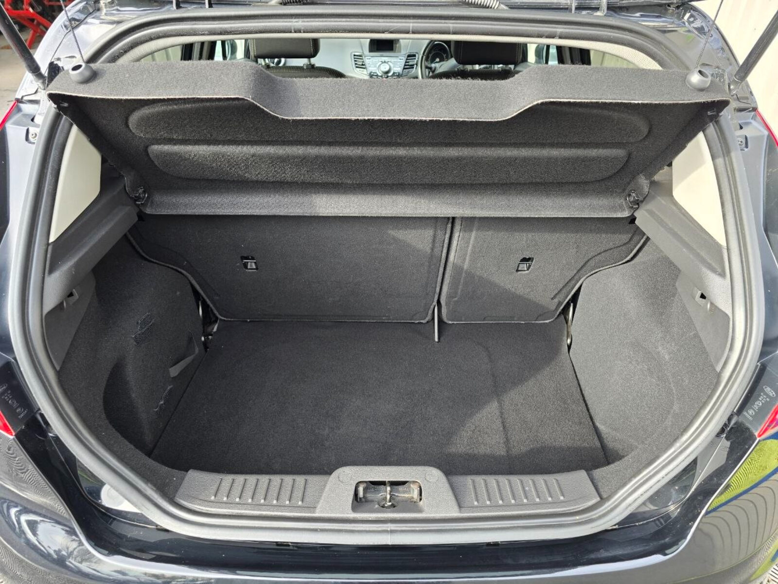 2017 Ford Fiesta TITANIUM 1.0 Petrol - Image 20