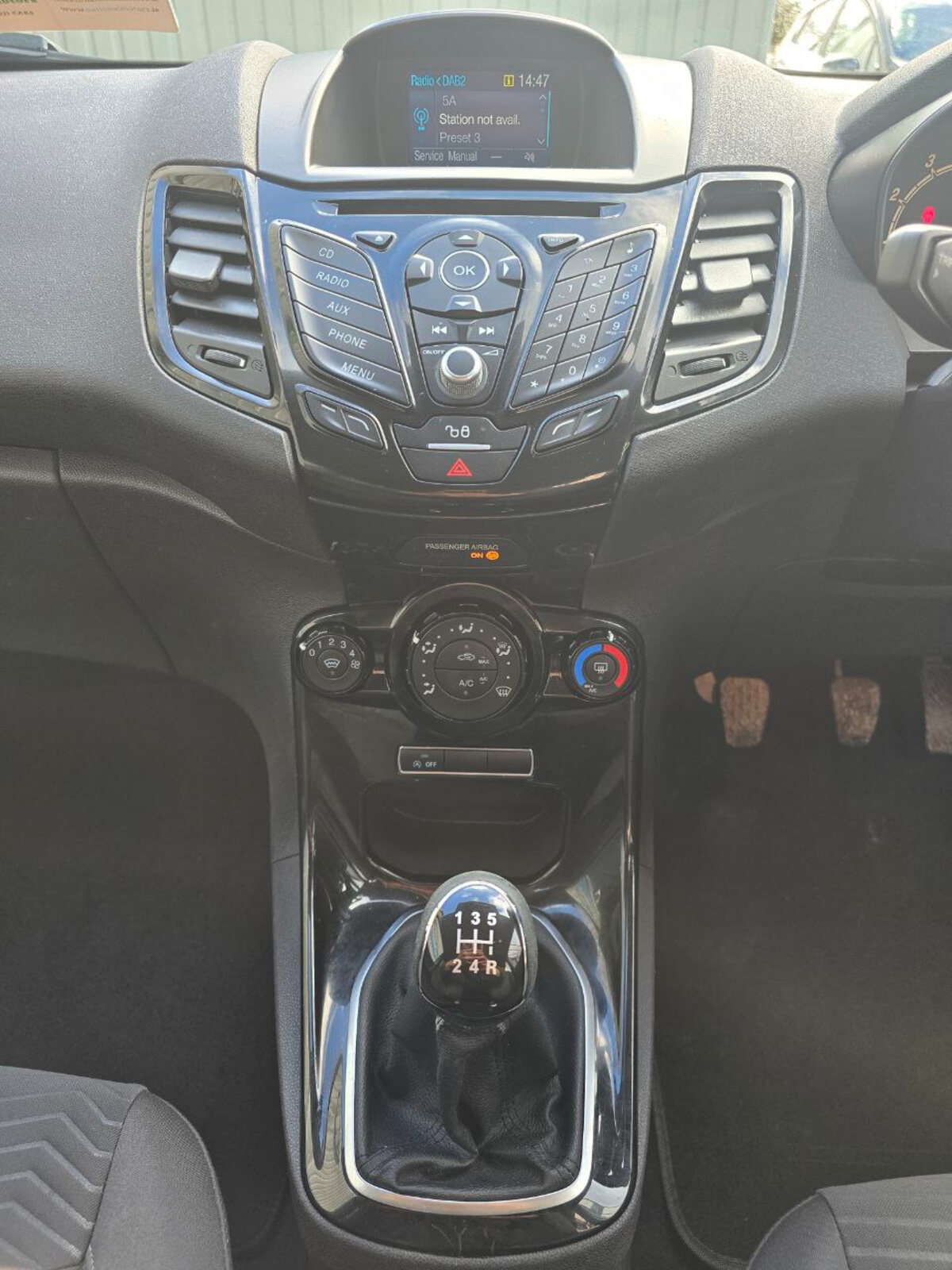 Ford Fiesta 2015 1.0 Petrol ZETEC - Image 11