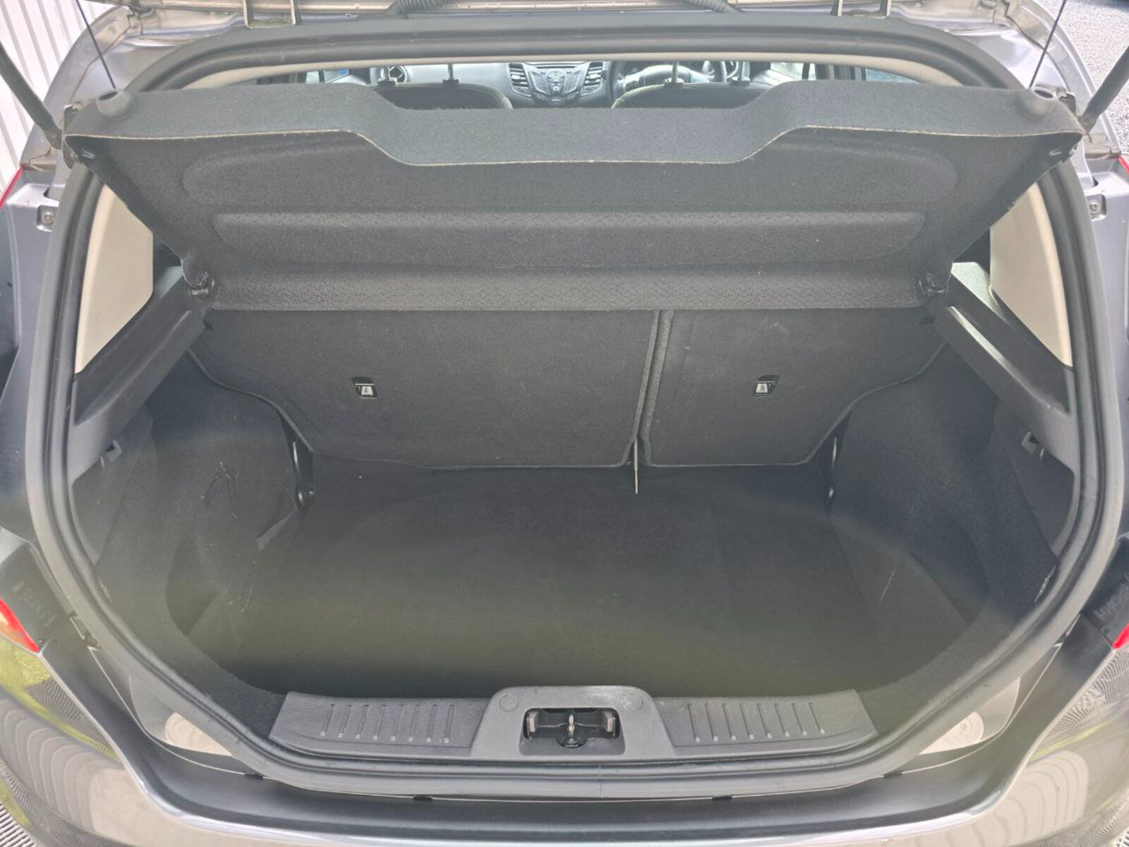Ford Fiesta 2015 1.0 Petrol ZETEC - Image 20