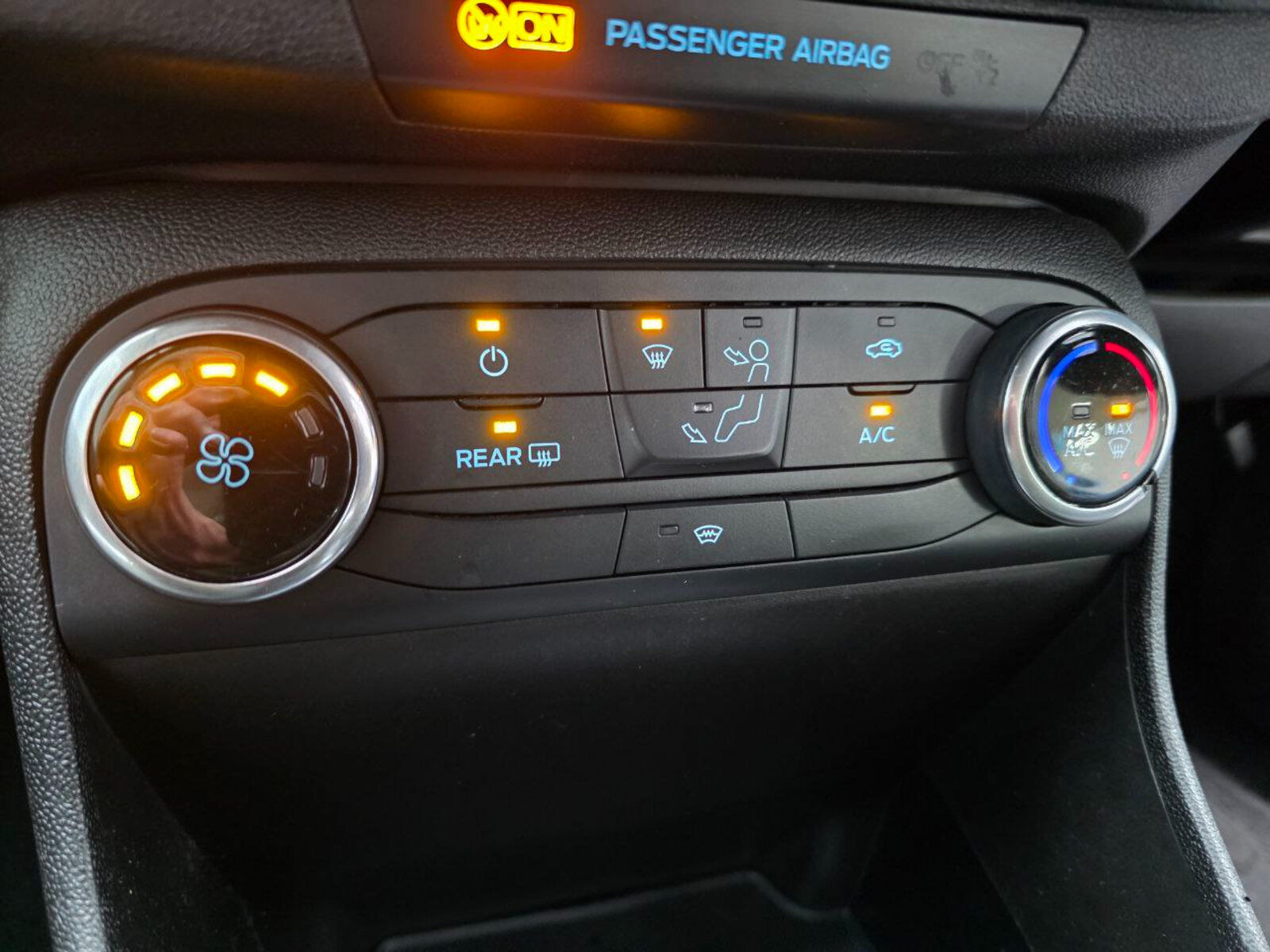 2018 Ford Fiesta ST-LINE 1.0 Petrol - Image 17