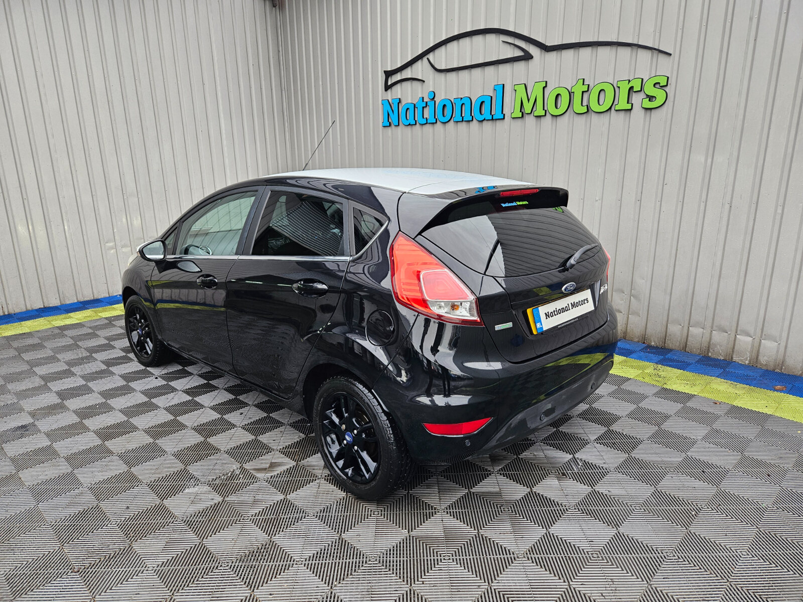 2016 Ford Fiesta 1.0 Petrol ZETEC - Image 5