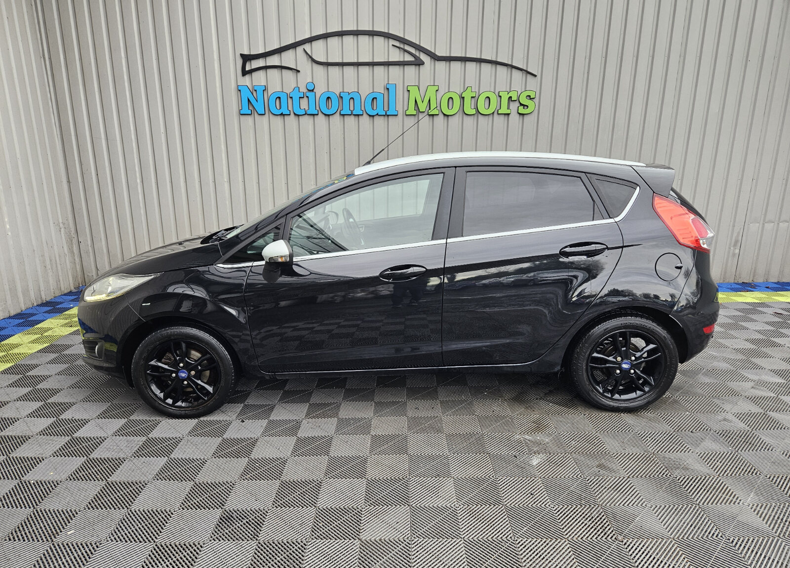 2016 Ford Fiesta 1.0 Petrol ZETEC - Image 6