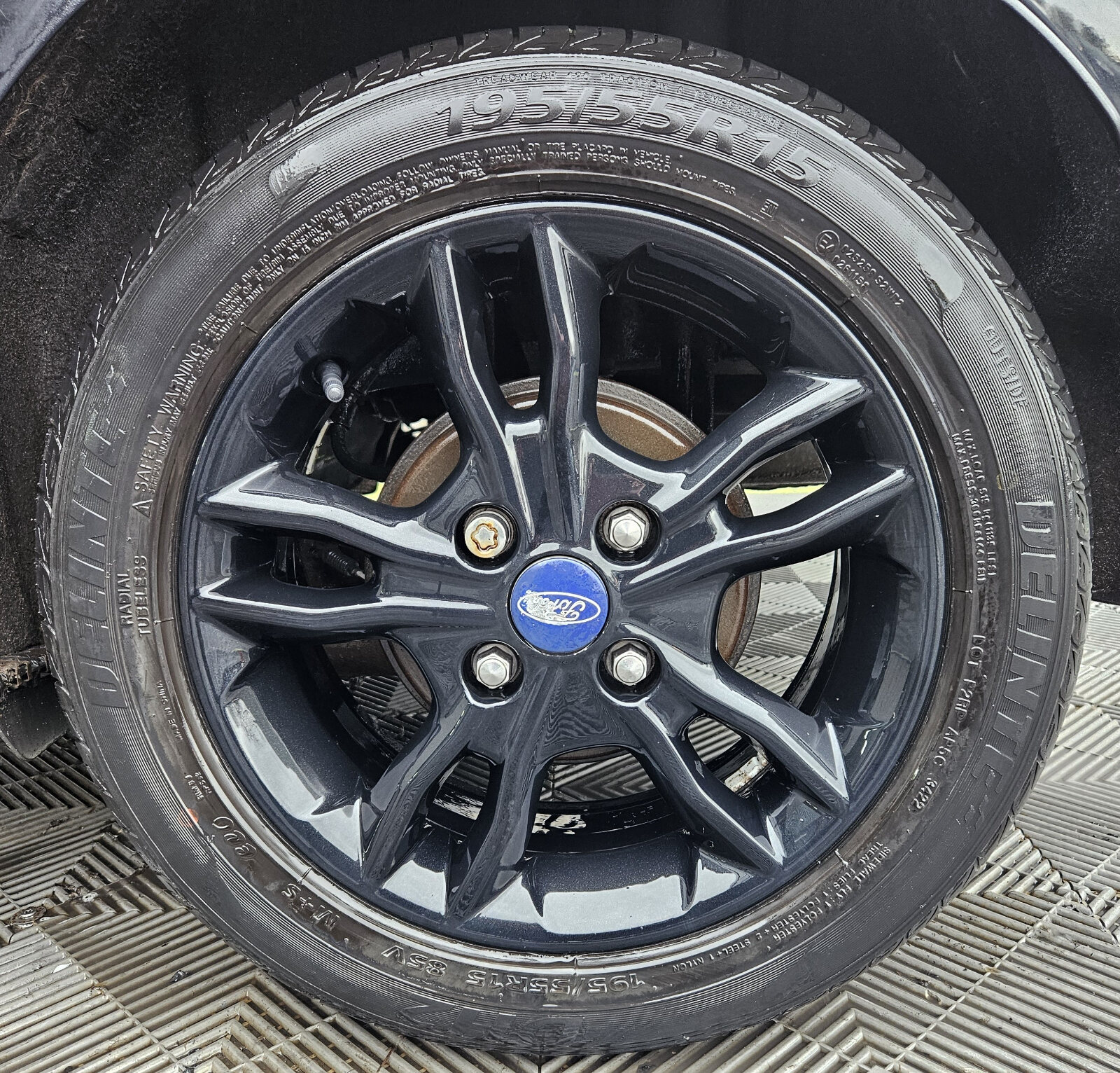 2016 Ford Fiesta 1.0 Petrol ZETEC - Image 9