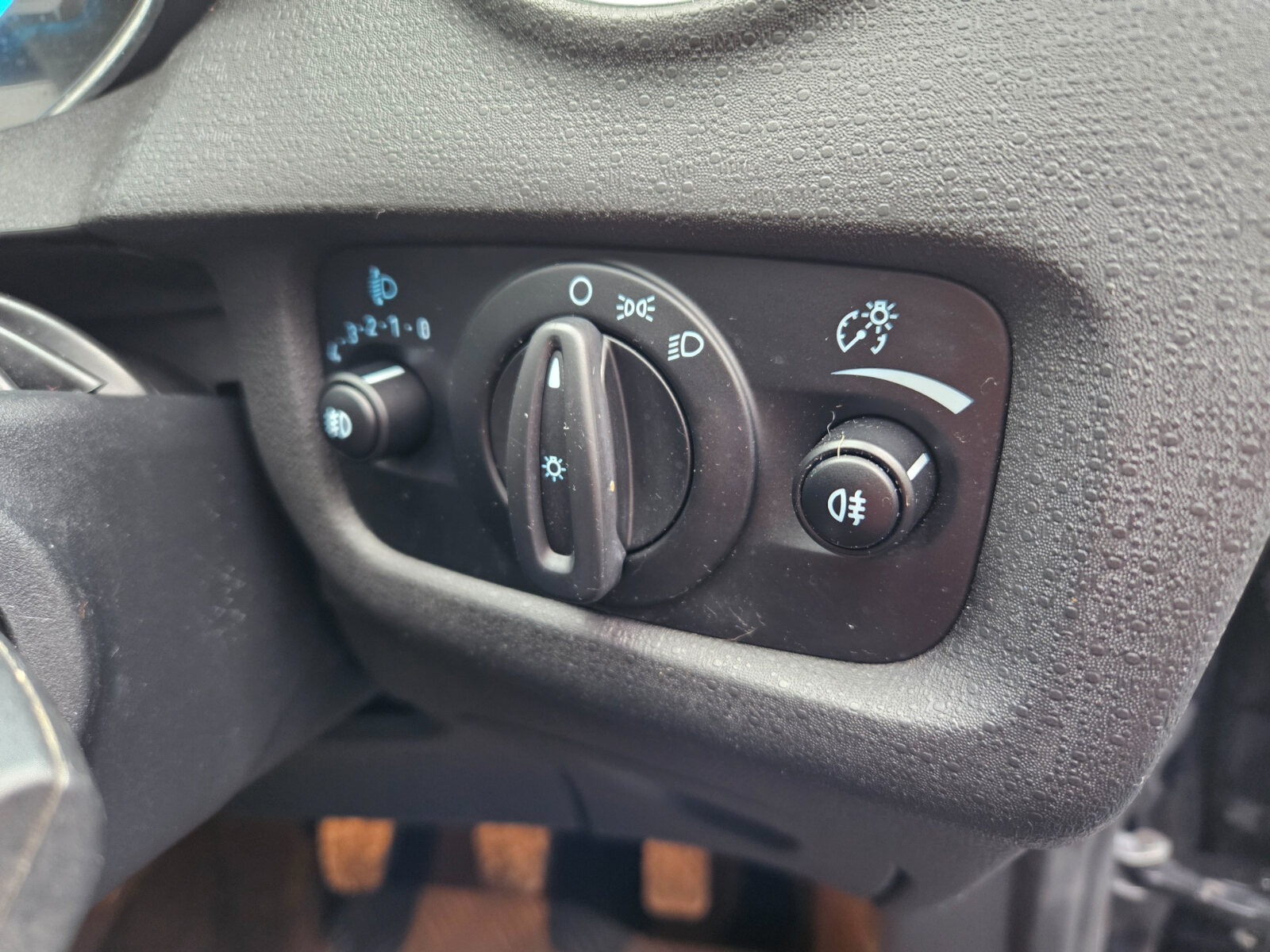 2016 Ford Fiesta 1.0 Petrol ZETEC - Image 15