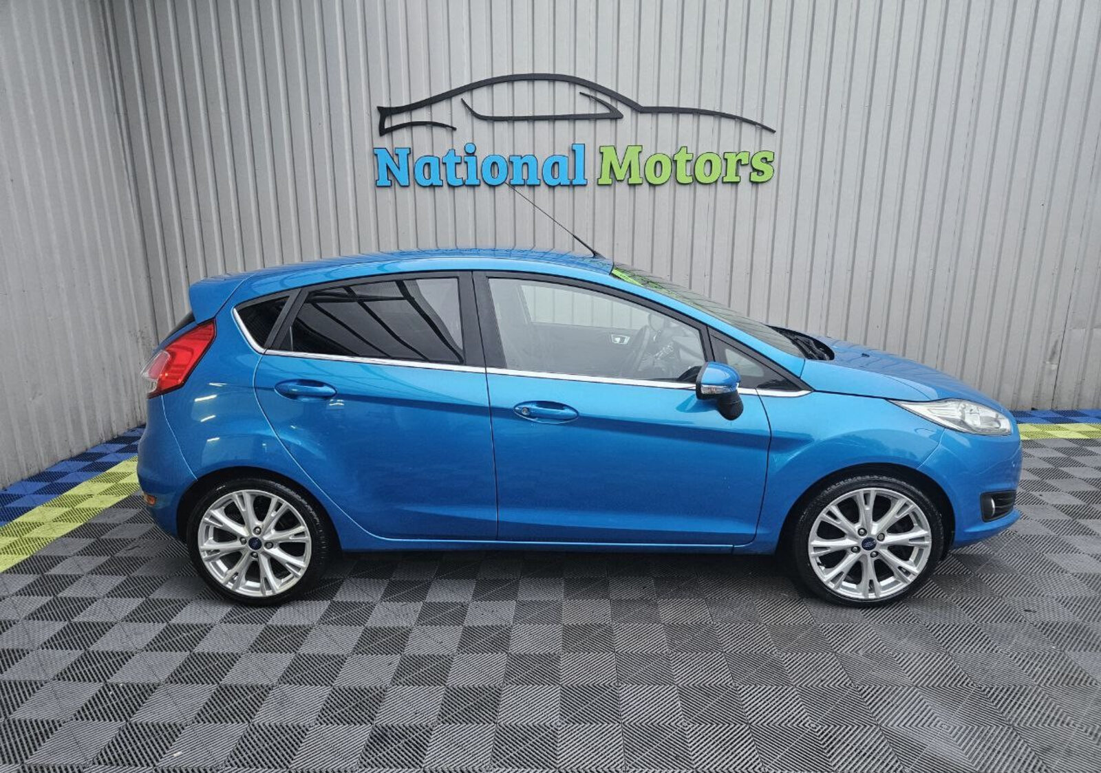 2015 Ford Fiesta TITANIUM 1.0 Petrol - Image 2