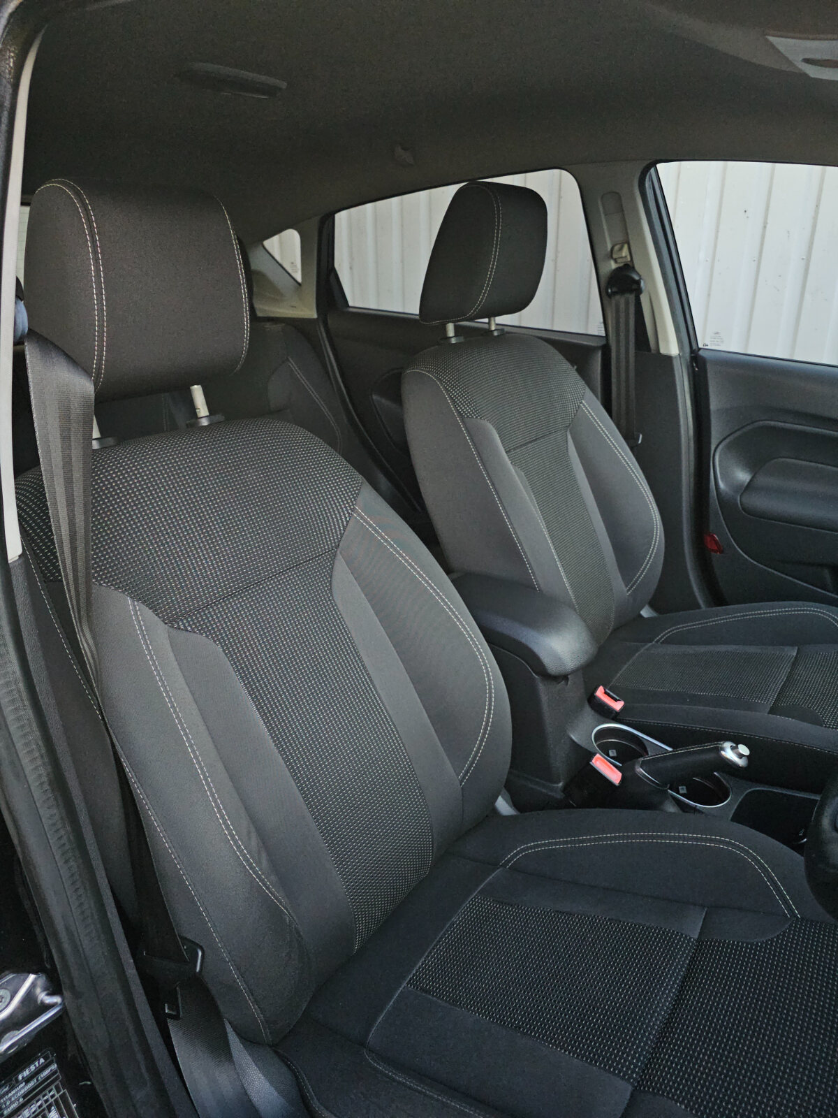 2016 Ford Fiesta TITANIUM 1.0 Petrol - Image 8