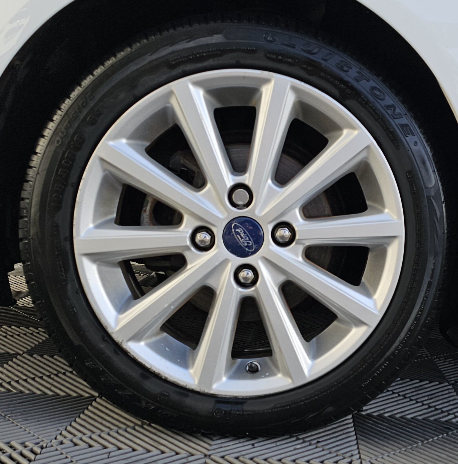 2016 Ford Fiesta TITANIUM 1.0 Petrol - Image 9