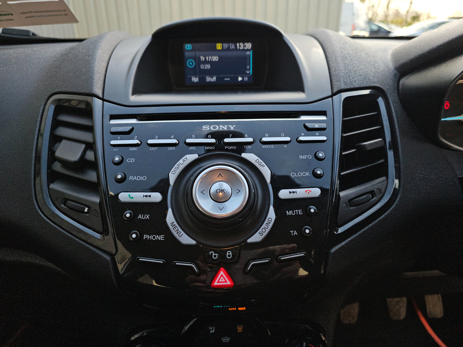2016 Ford Fiesta TITANIUM 1.0 Petrol - Image 16