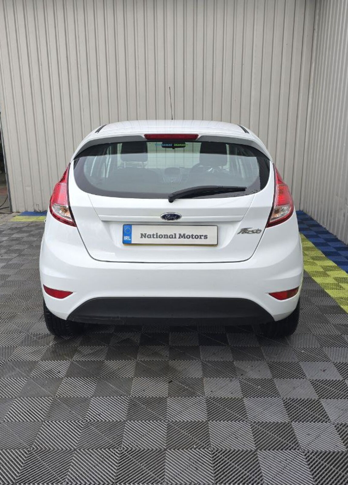 2016 Ford Fiesta 1.0 Petrol ZETEC - Image 4