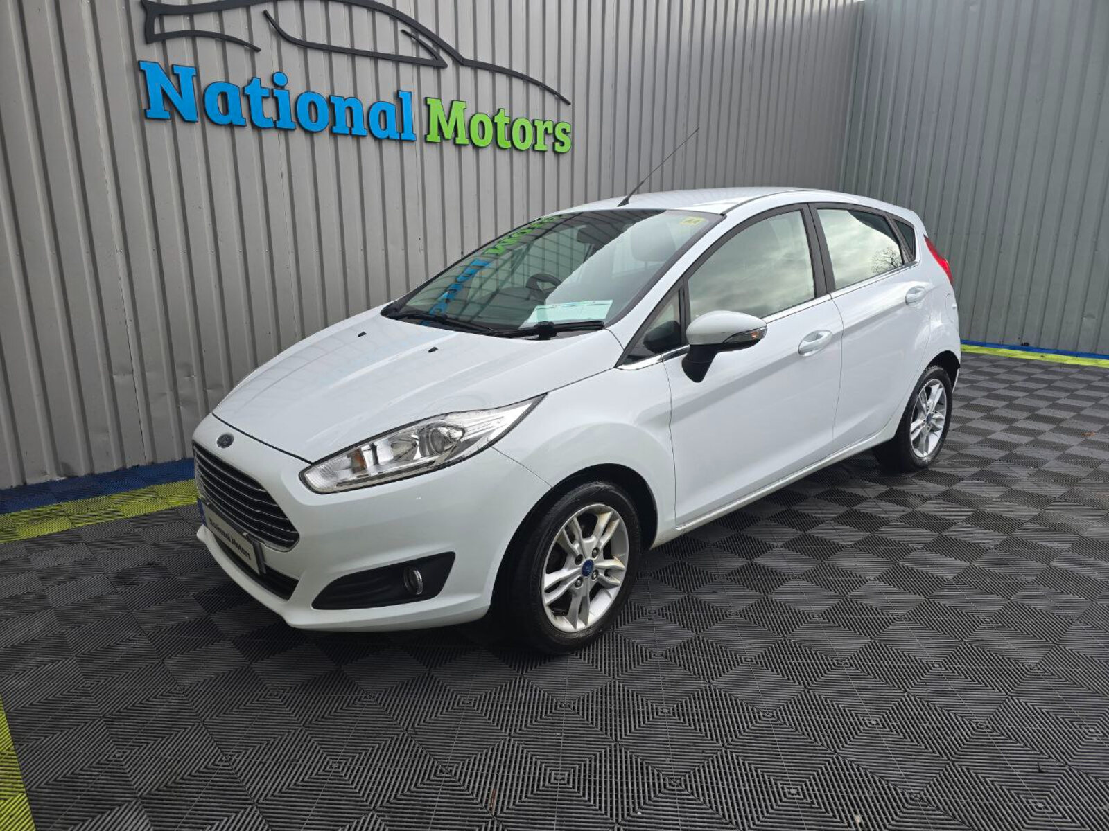2016 Ford Fiesta 1.0 Petrol ZETEC - Image 7