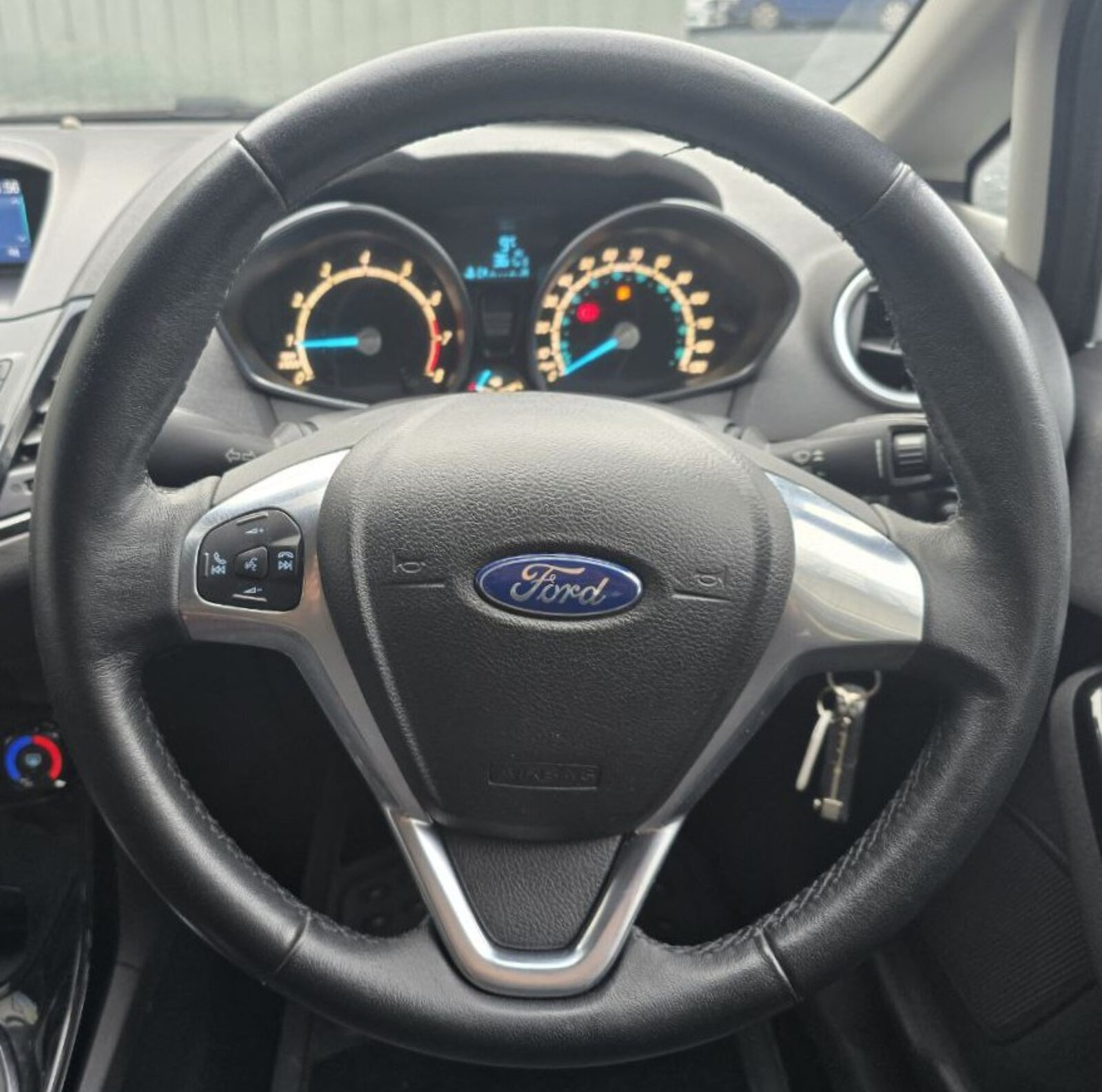 2016 Ford Fiesta 1.0 Petrol ZETEC - Image 16