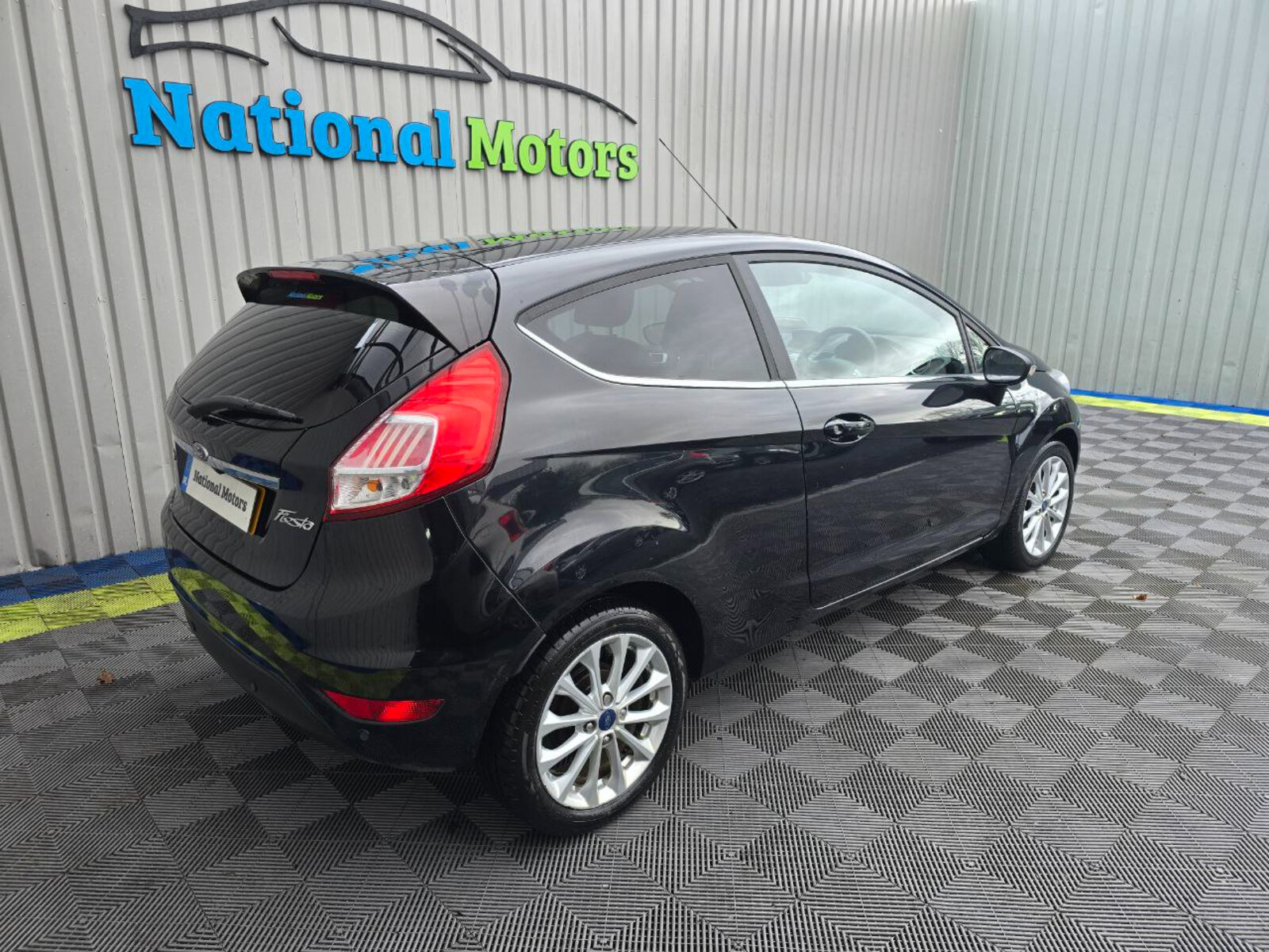 2017 Ford Fiesta TITANIUM X 1.0 Petrol - Image 3