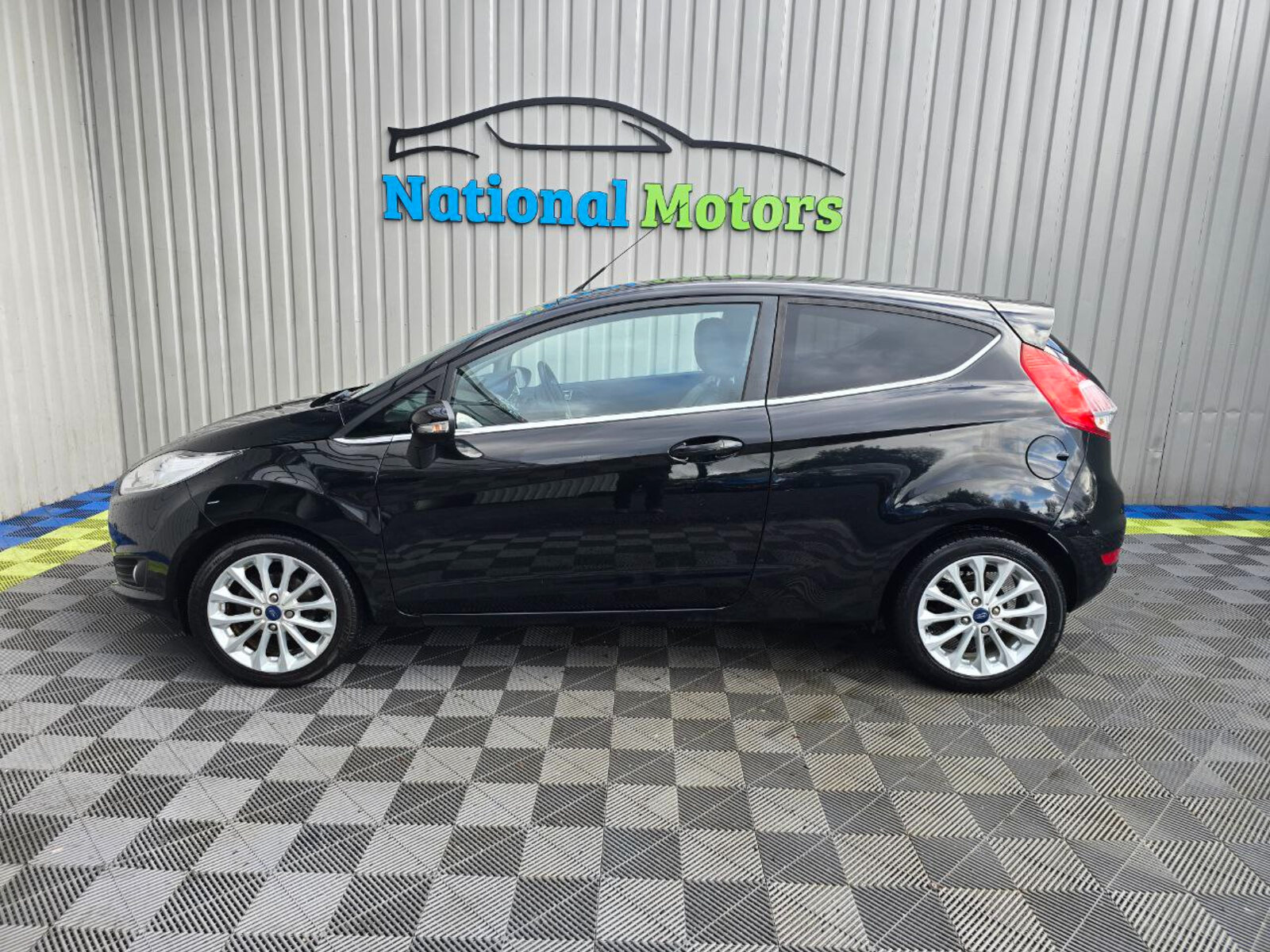 2017 Ford Fiesta TITANIUM X 1.0 Petrol - Image 6
