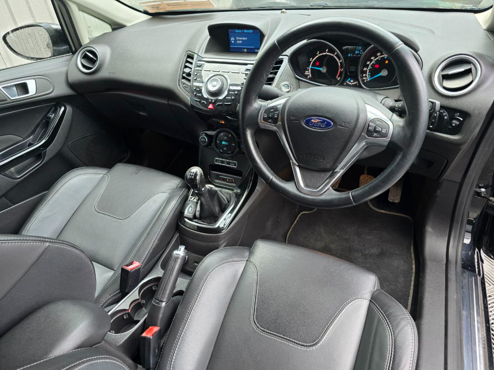 2017 Ford Fiesta TITANIUM X 1.0 Petrol - Image 11