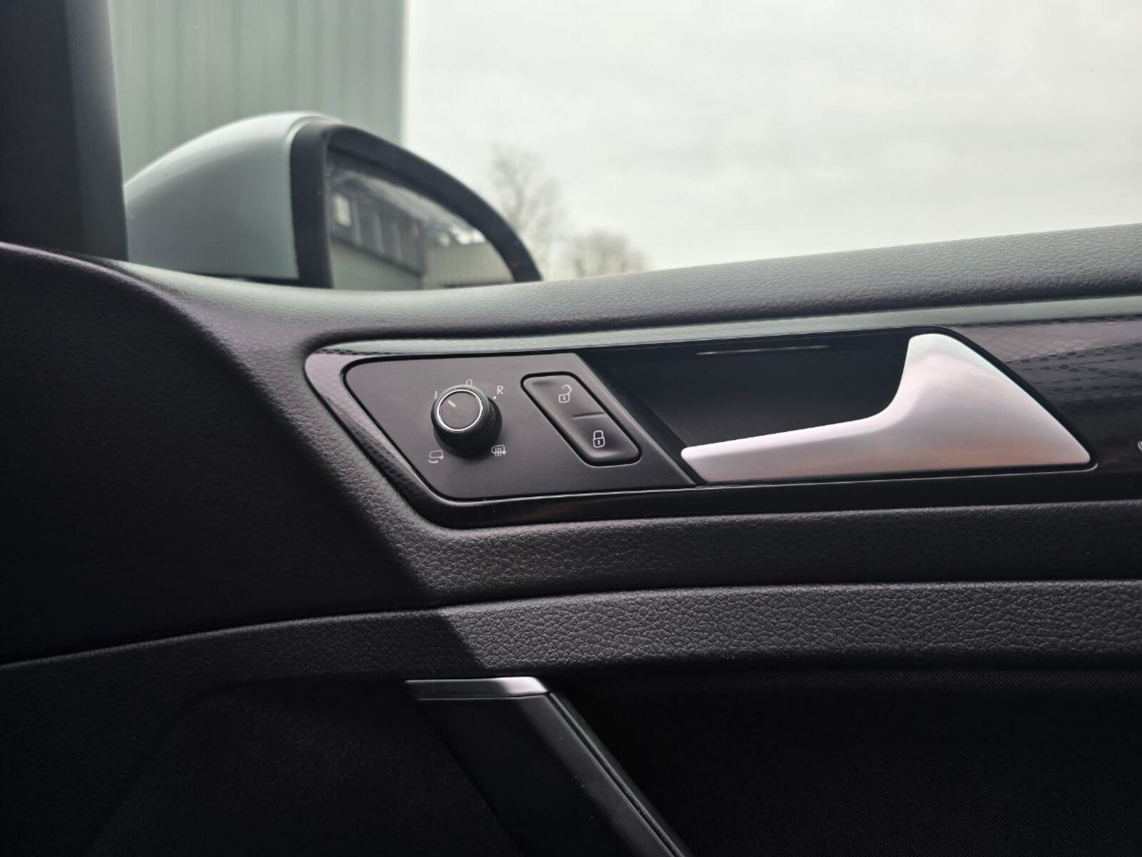 2016 Volkswagen Golf 1.6D TDI Highline - Image 18