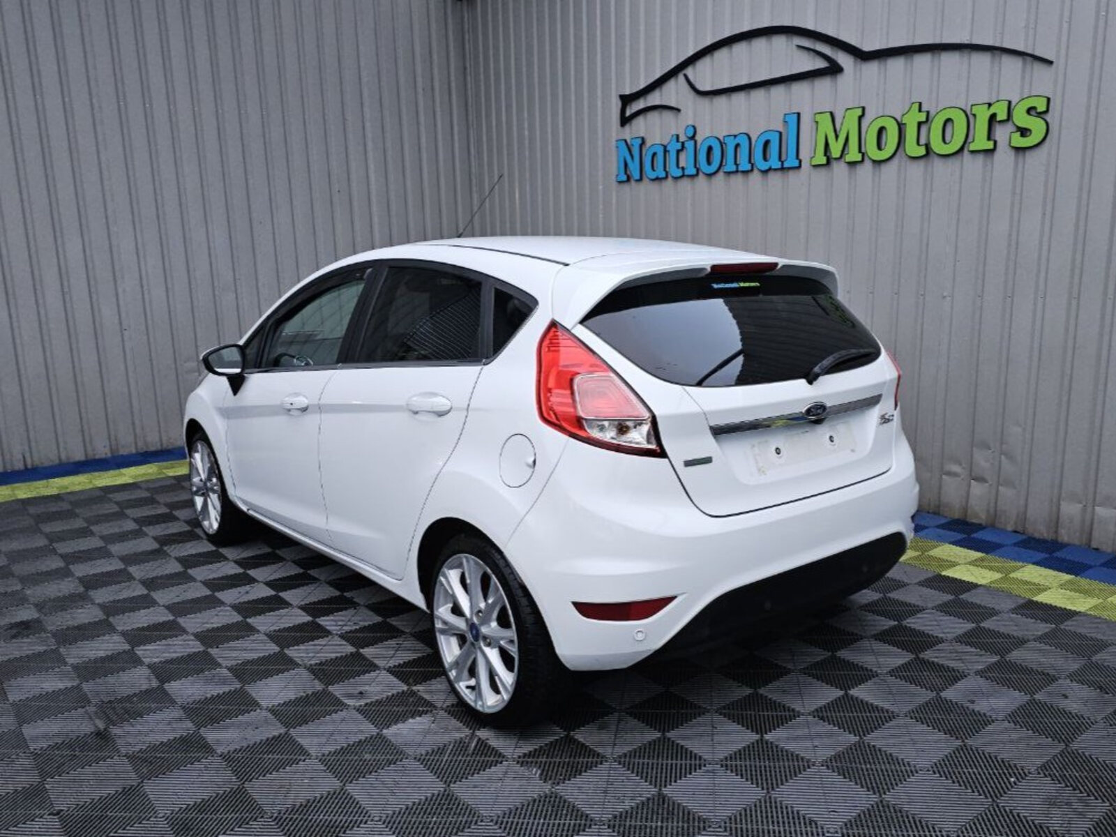 2016 Ford Fiesta TITANIUM X 1.0 Petrol - Image 5
