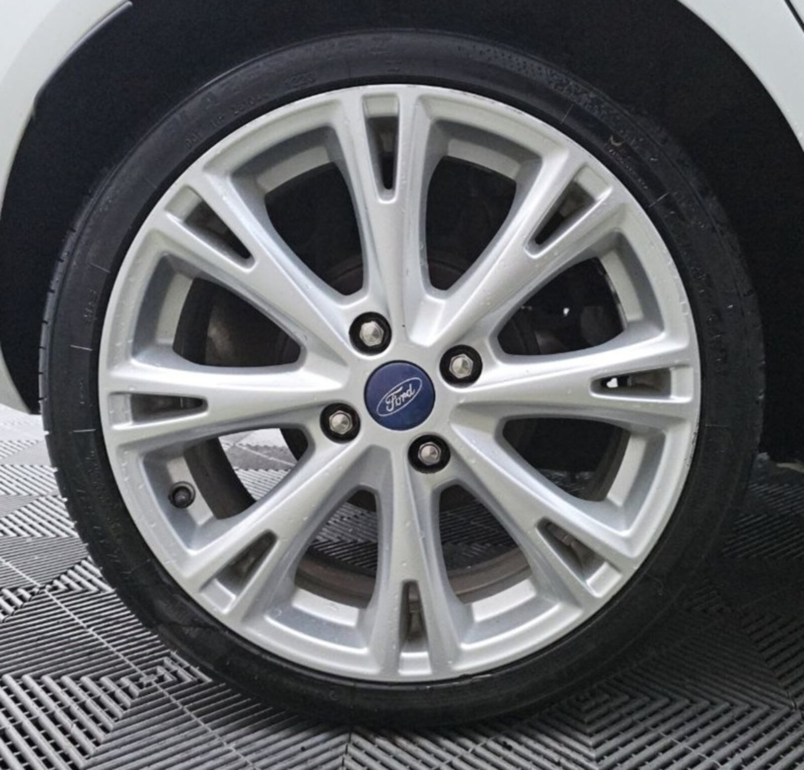 2016 Ford Fiesta TITANIUM X 1.0 Petrol - Image 9