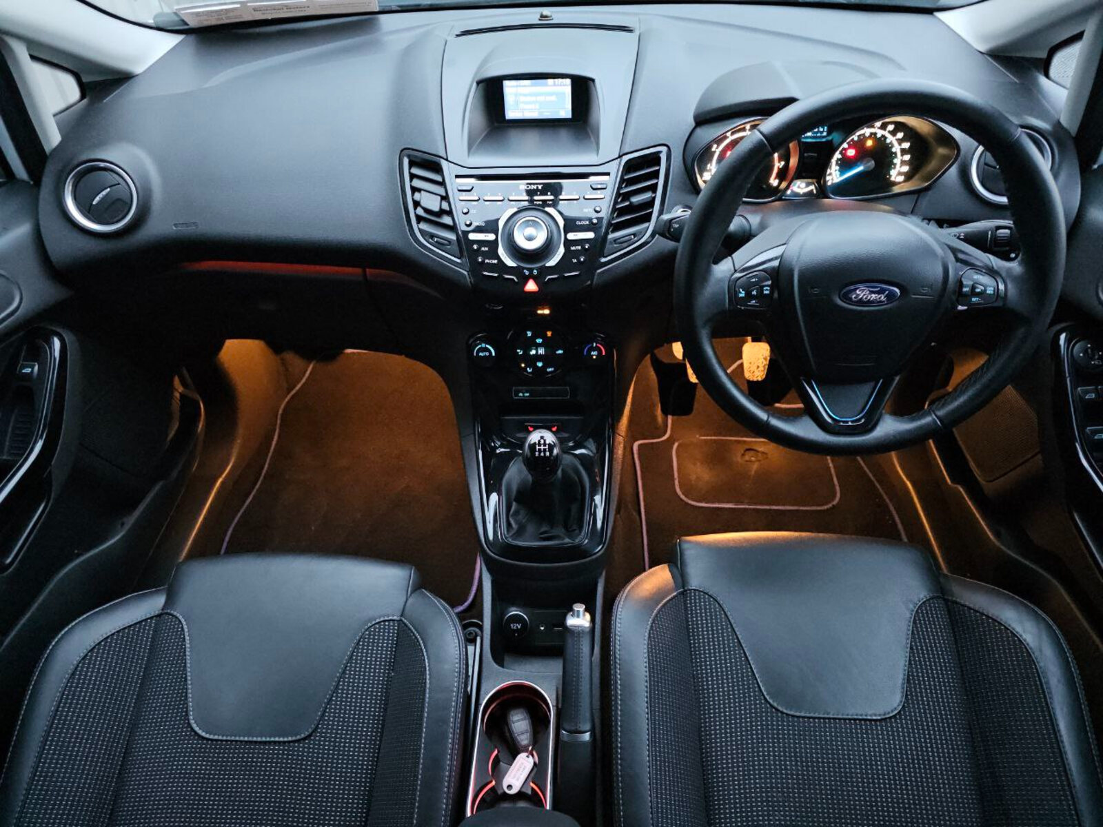 2016 Ford Fiesta TITANIUM X 1.0 Petrol - Image 10