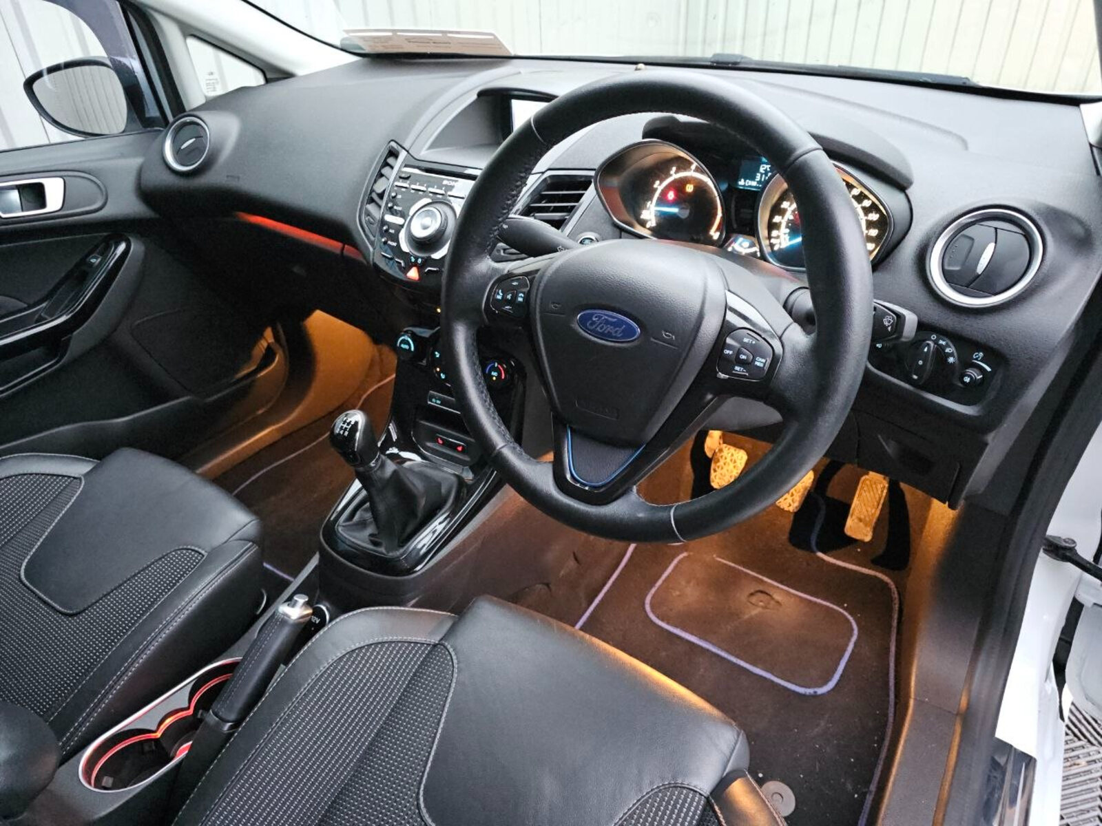 2016 Ford Fiesta TITANIUM X 1.0 Petrol - Image 11
