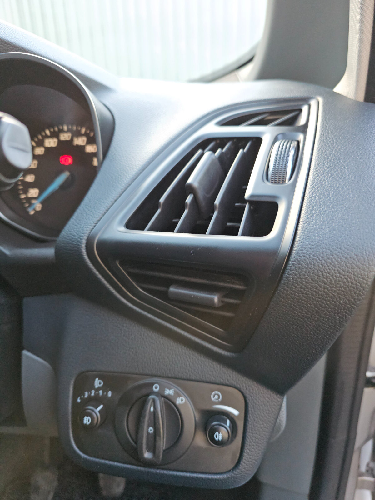 2012 Ford C-Max 1.6 TDCI ACTIV - Image 20