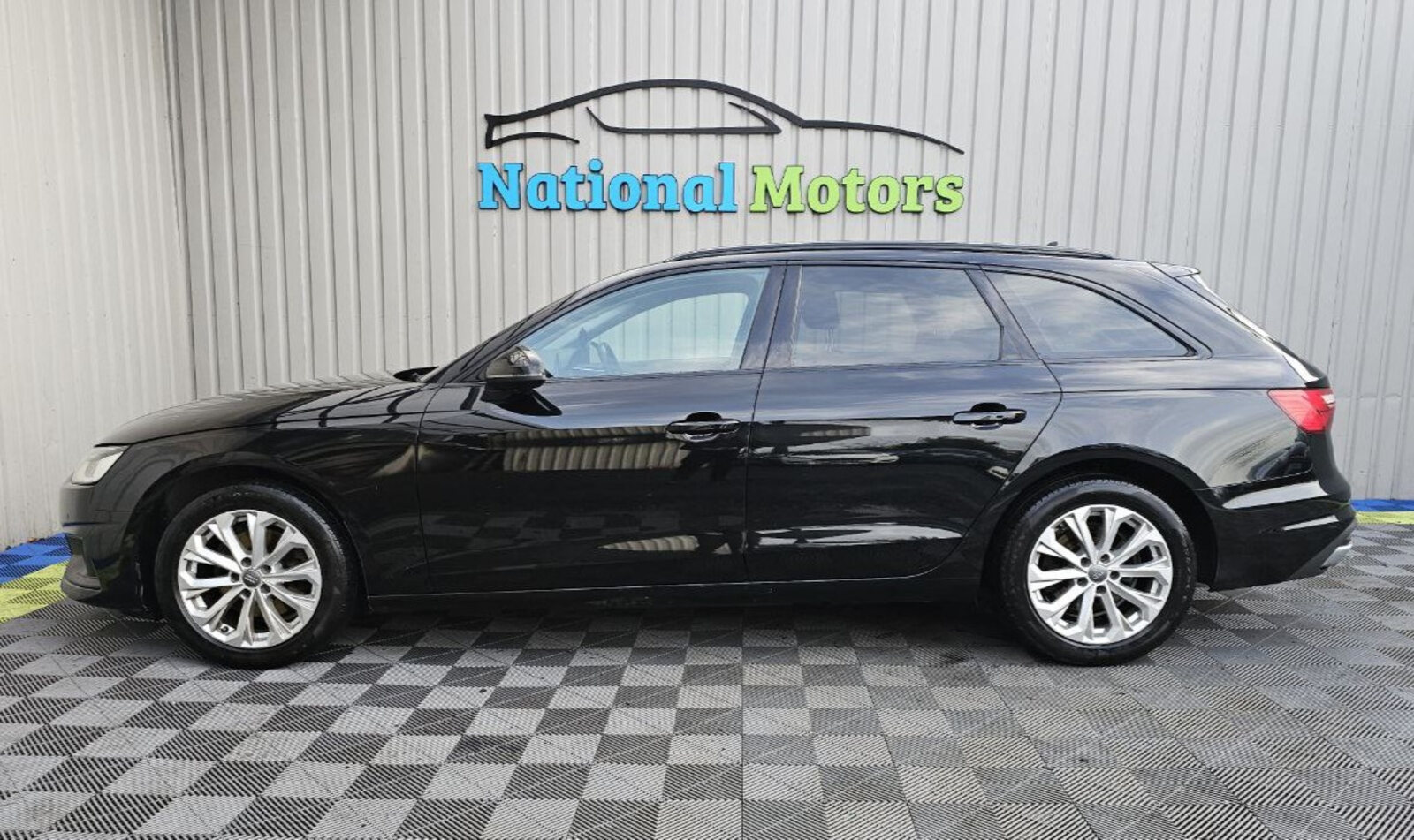 2020 Audi A4 TDI S Tronic SE 163HP Automatic - Image 6
