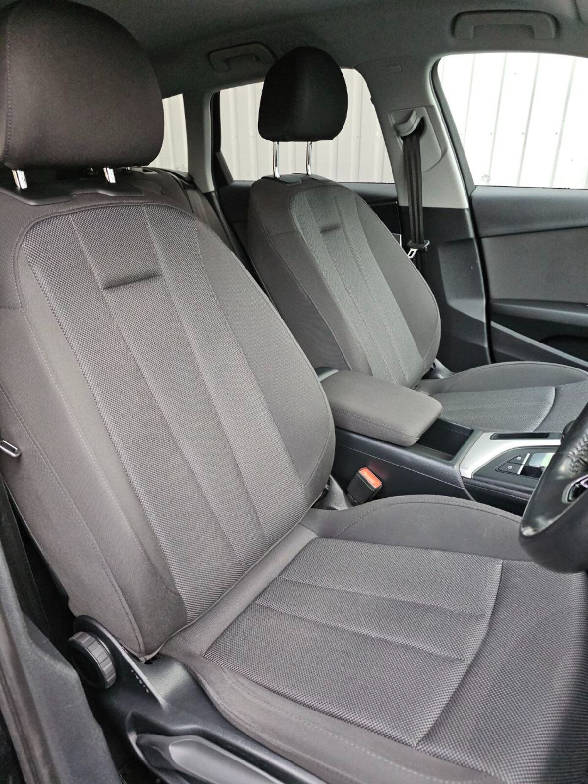 2020 Audi A4 TDI S Tronic SE 163HP Automatic - Image 12
