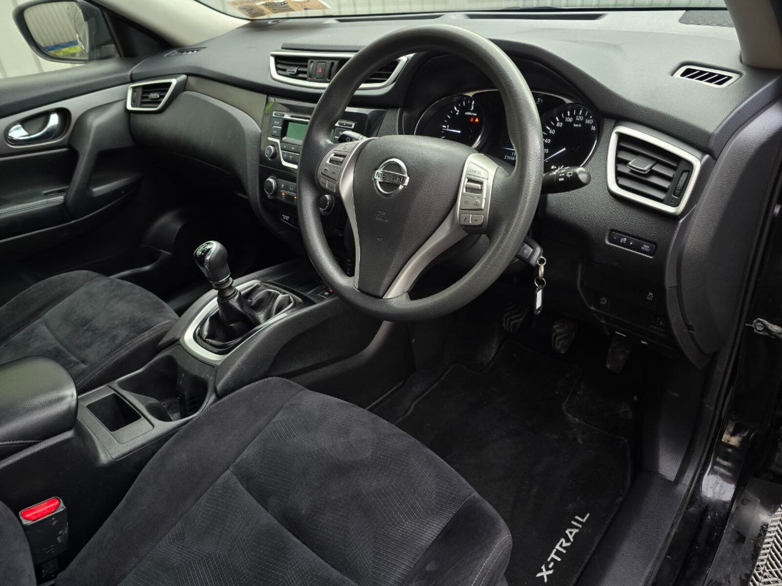 2016 Nissan X-Trail 1.6d XE 7 SEATS - Image 11