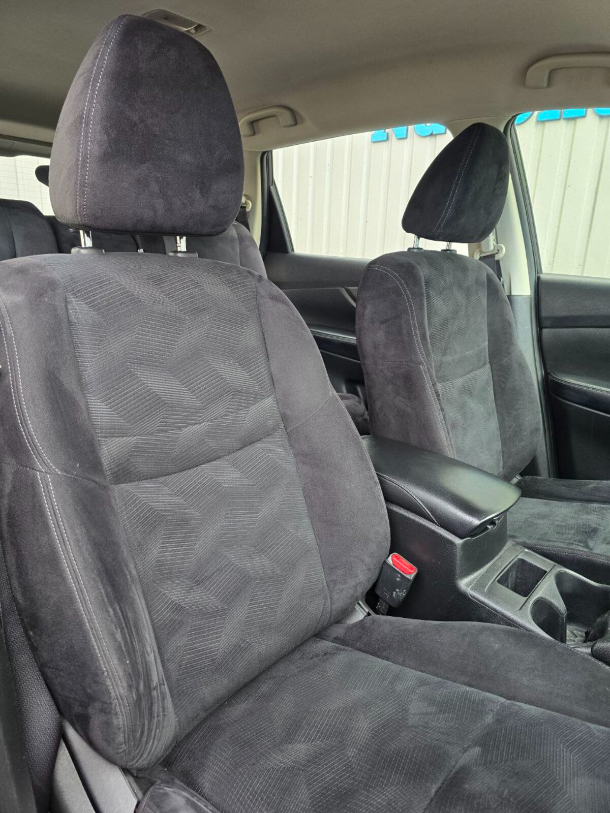 2016 Nissan X-Trail 1.6d XE 7 SEATS - Image 12