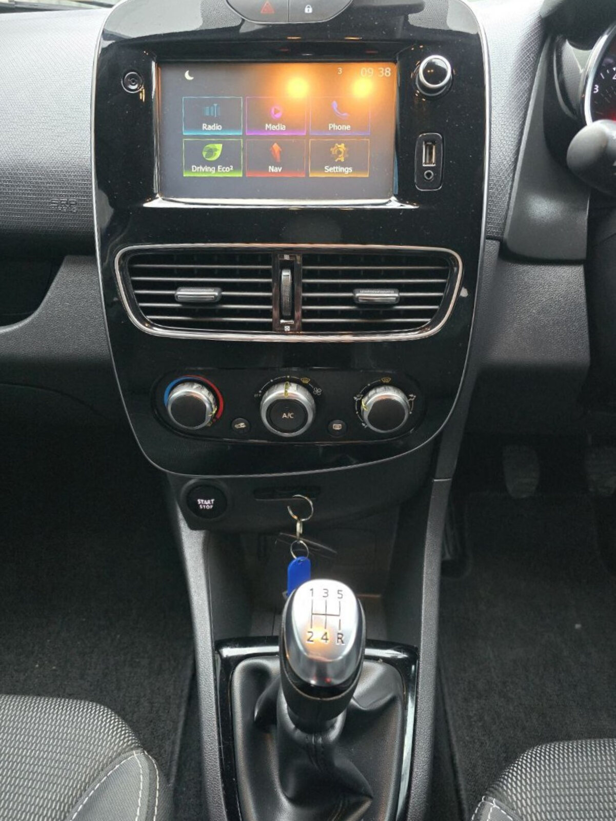 2019 Renault Clio 1.5 DCI ECO DYNAMIQUE NAV - Image 13
