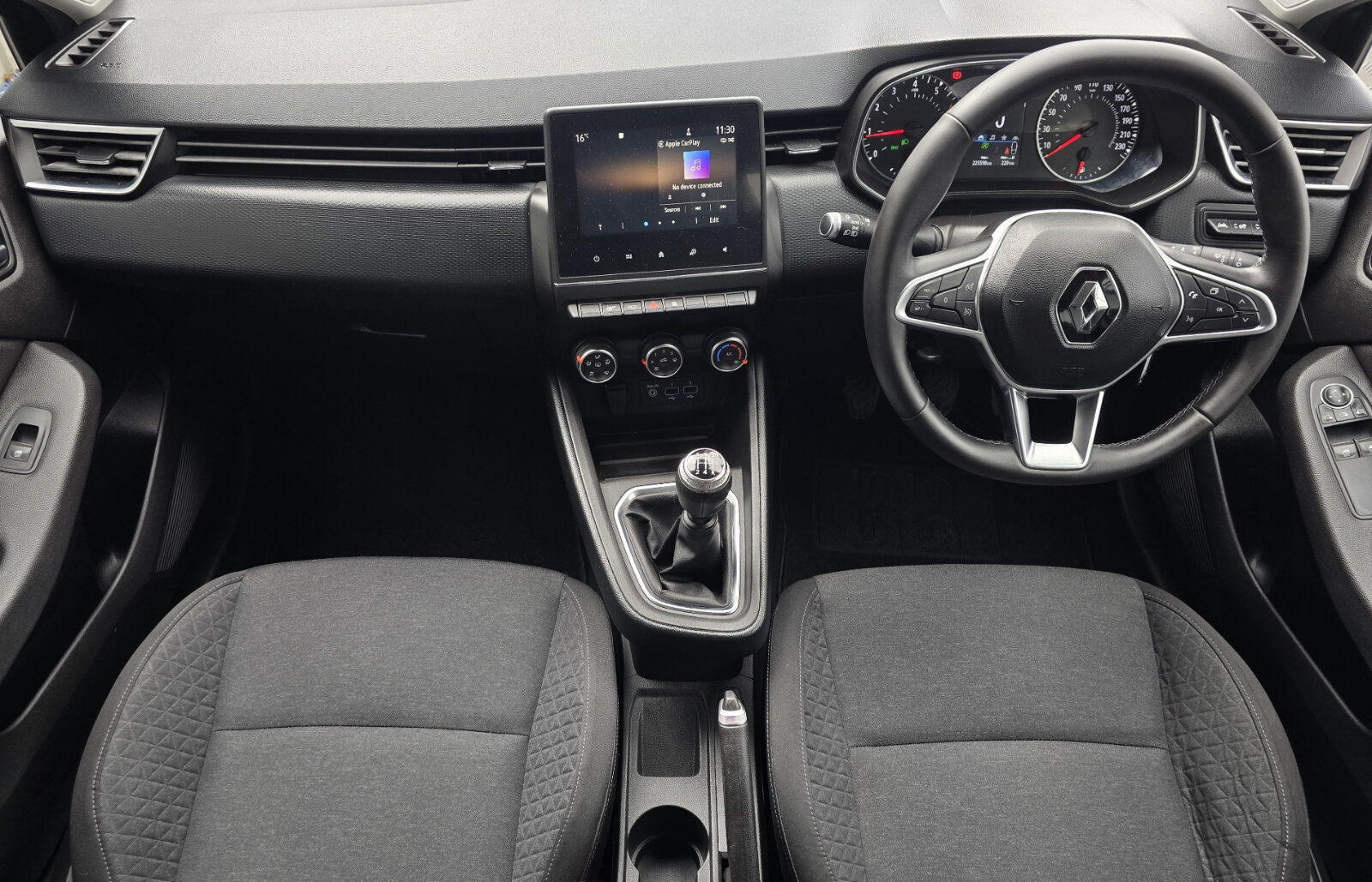 2021 Renault Clio 1.0 Petrol Dynamique TCe - Image 10