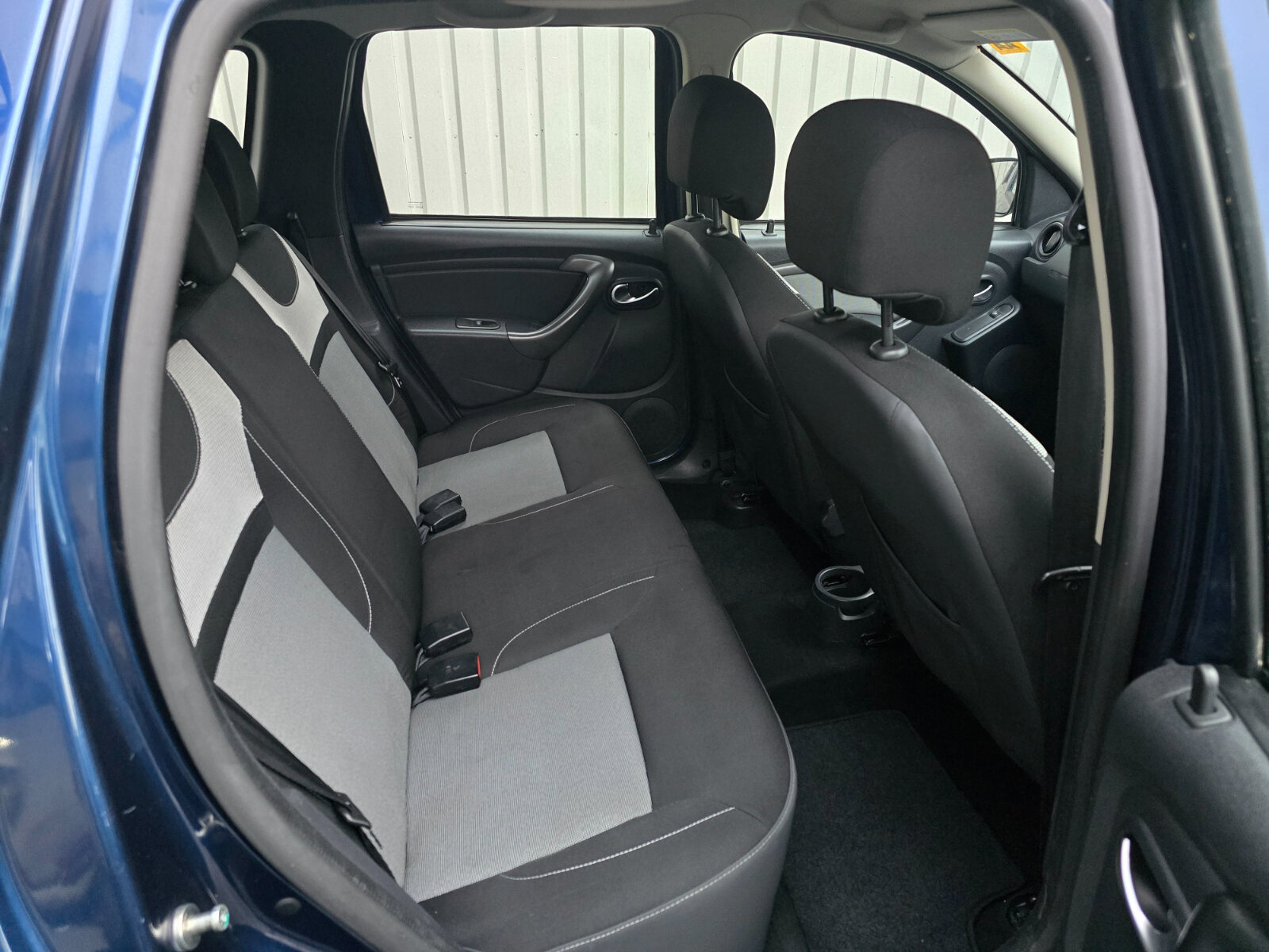 2017 Dacia Duster 1.5 dCi SIGNATURE - Image 16