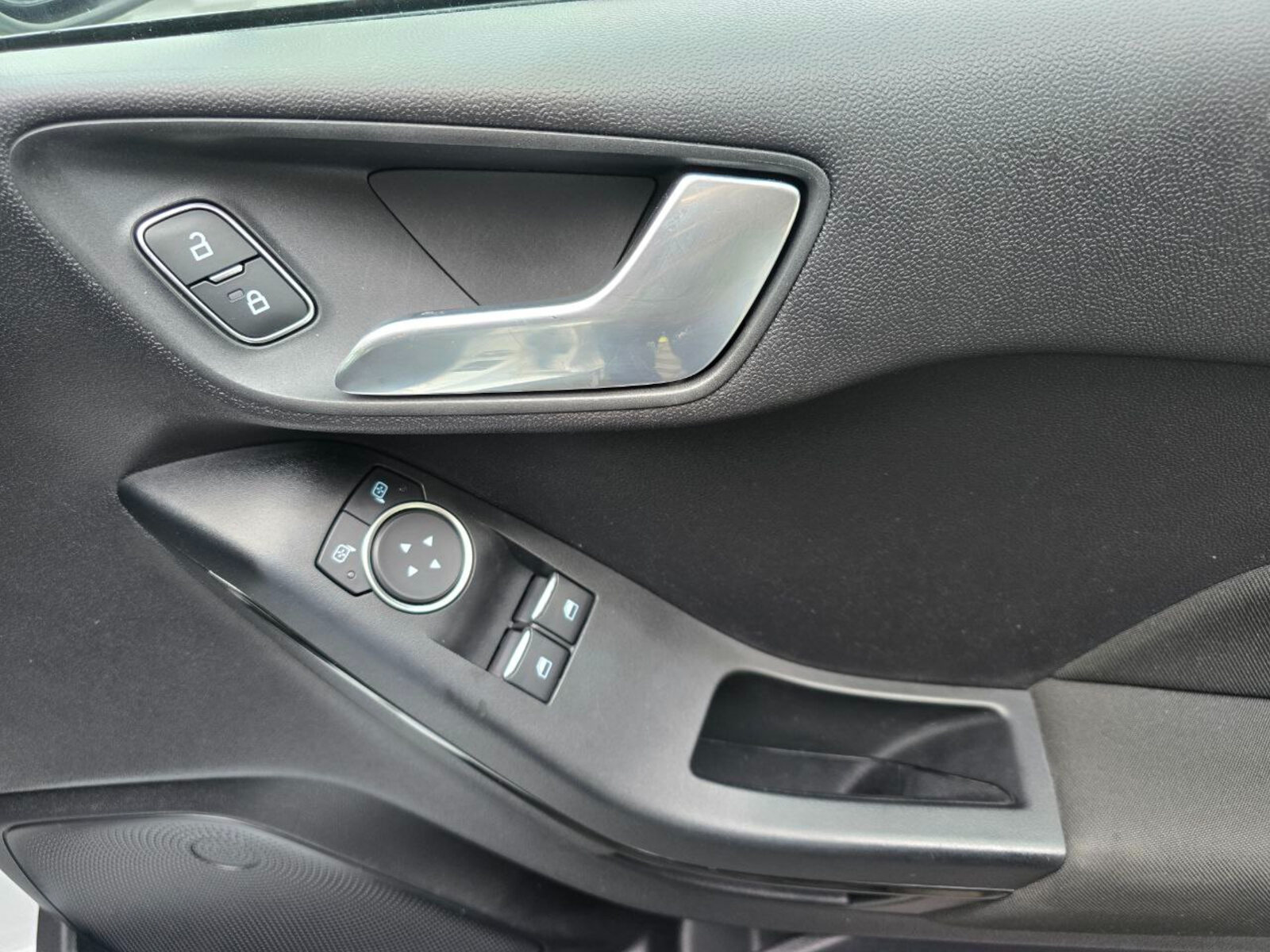 2019 Ford Fiesta Petrol 1.1 Ti-VCT Zetec - Image 18