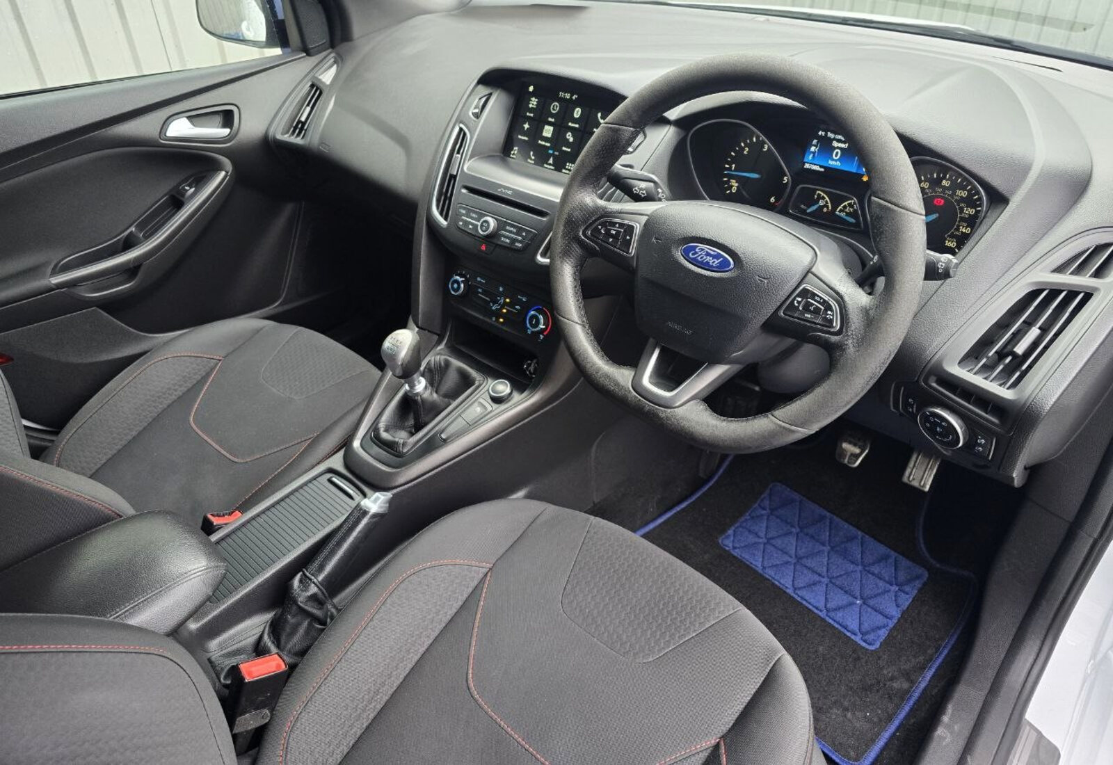 2017 Ford Focus ST-Line 1.5 TDCi - Image 12