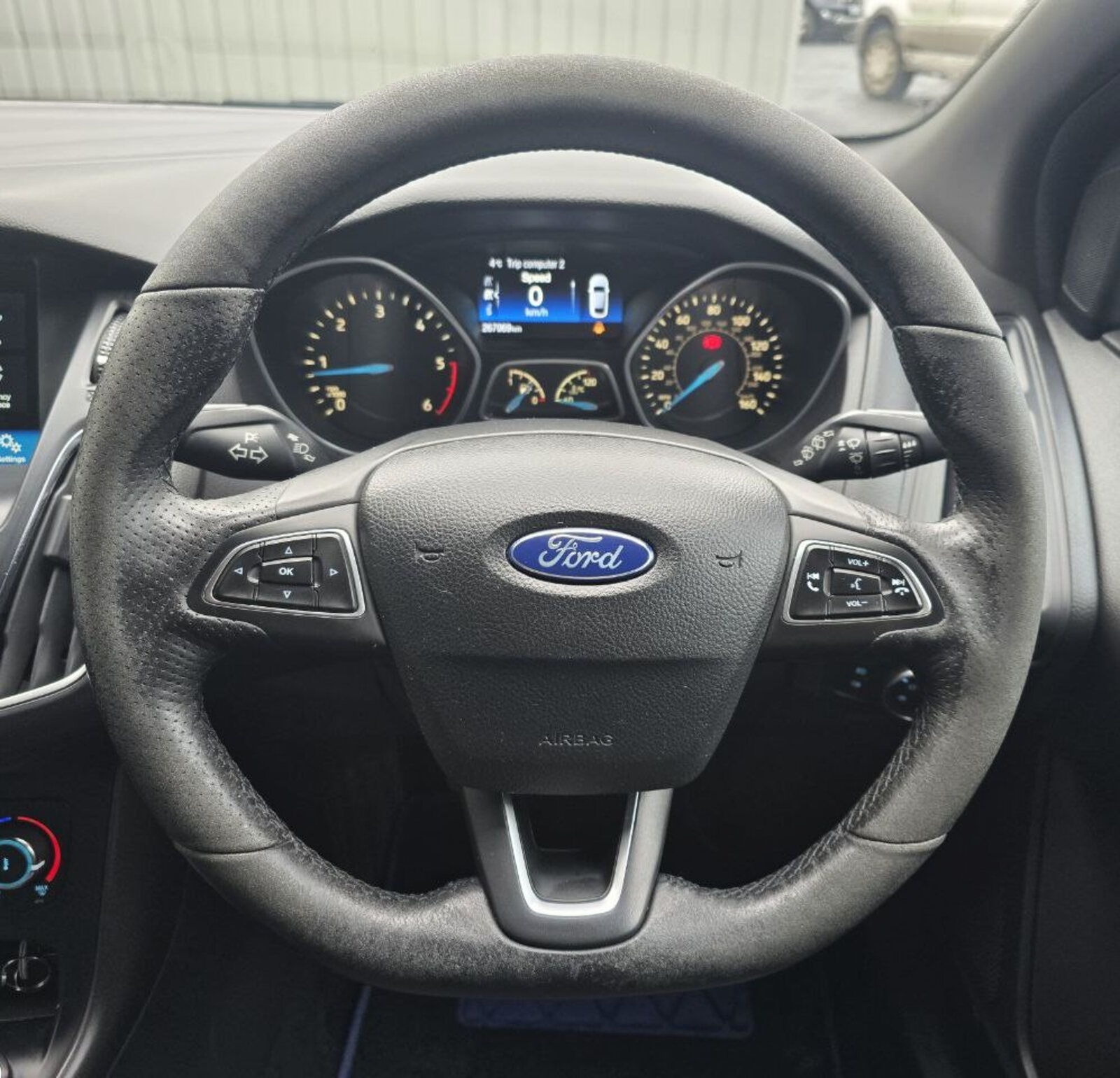 2017 Ford Focus ST-Line 1.5 TDCi - Image 16