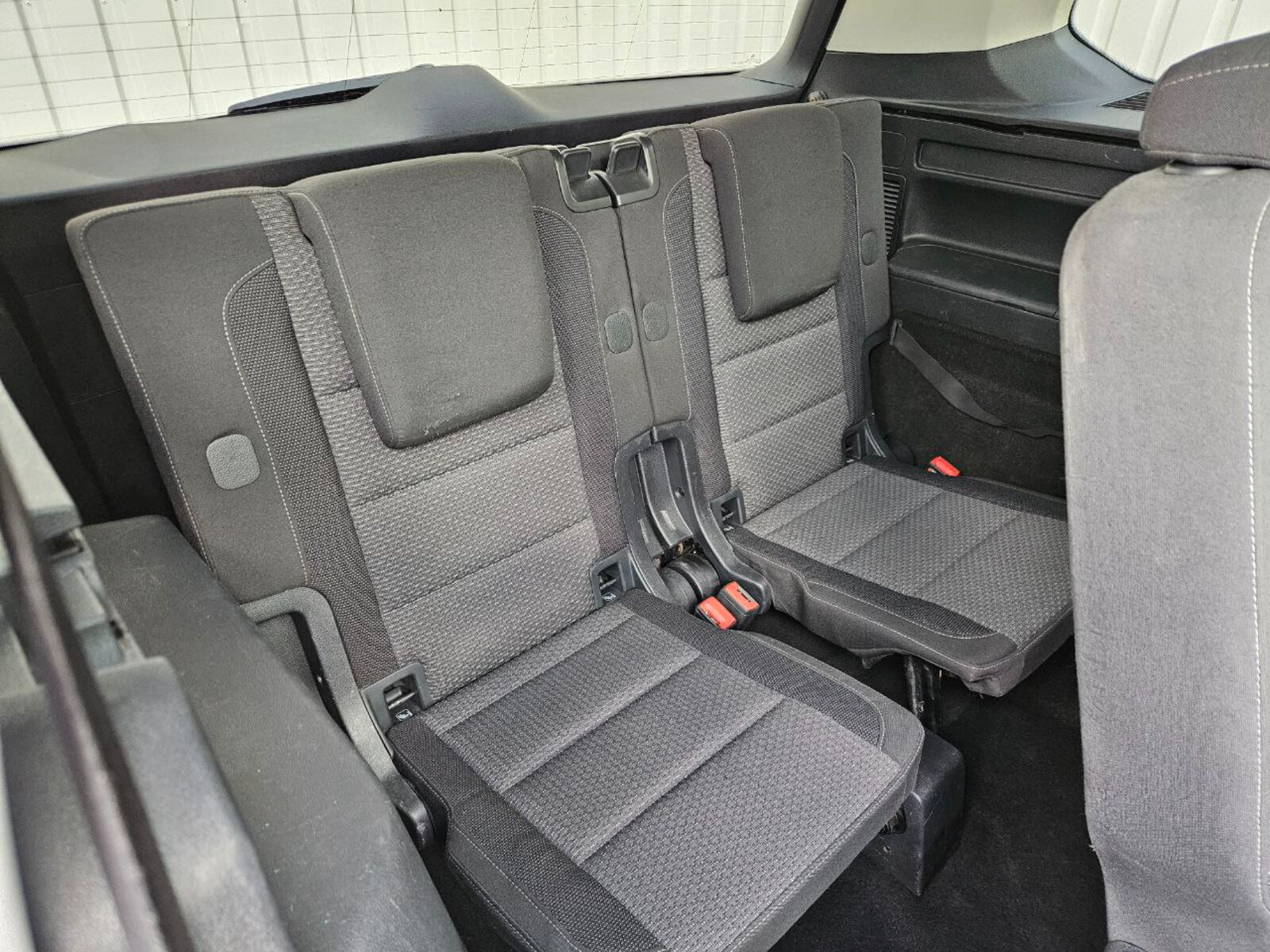 2016 Volkswagen Touran  2.0 TDI Comfortline 7 Seat - Image 18
