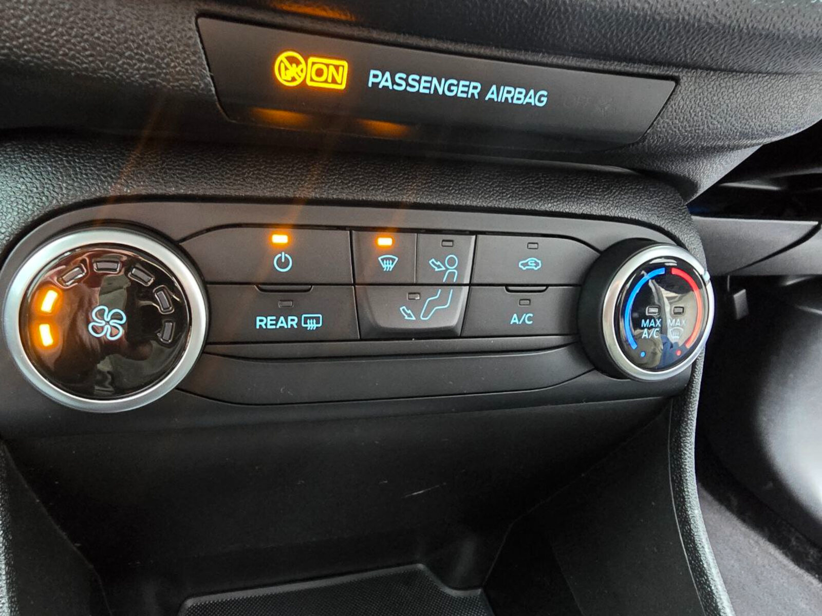 2019 Ford Fiesta Petrol 1.1 Ti-VCT Zetec - Image 14