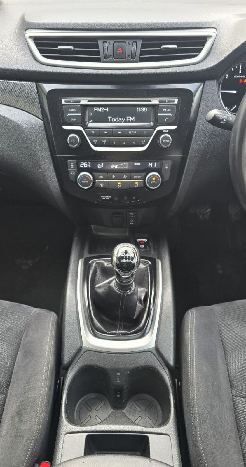 2016 Nissan X-Trail 1.6d SV 7 SEATS - Image 12