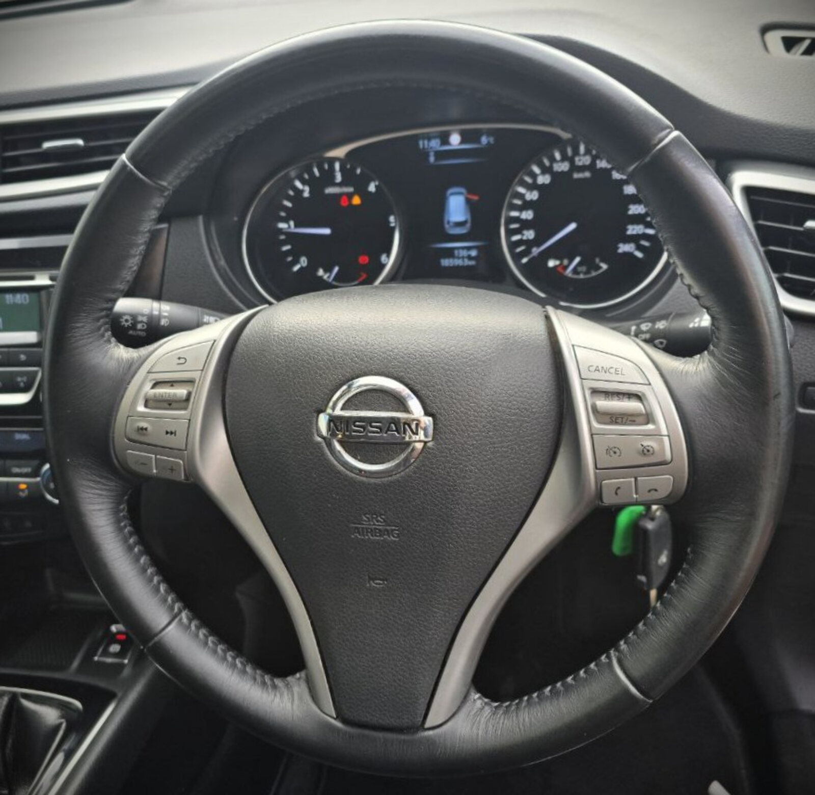 2016 Nissan X-Trail 1.6d SV 7 SEATS - Image 14